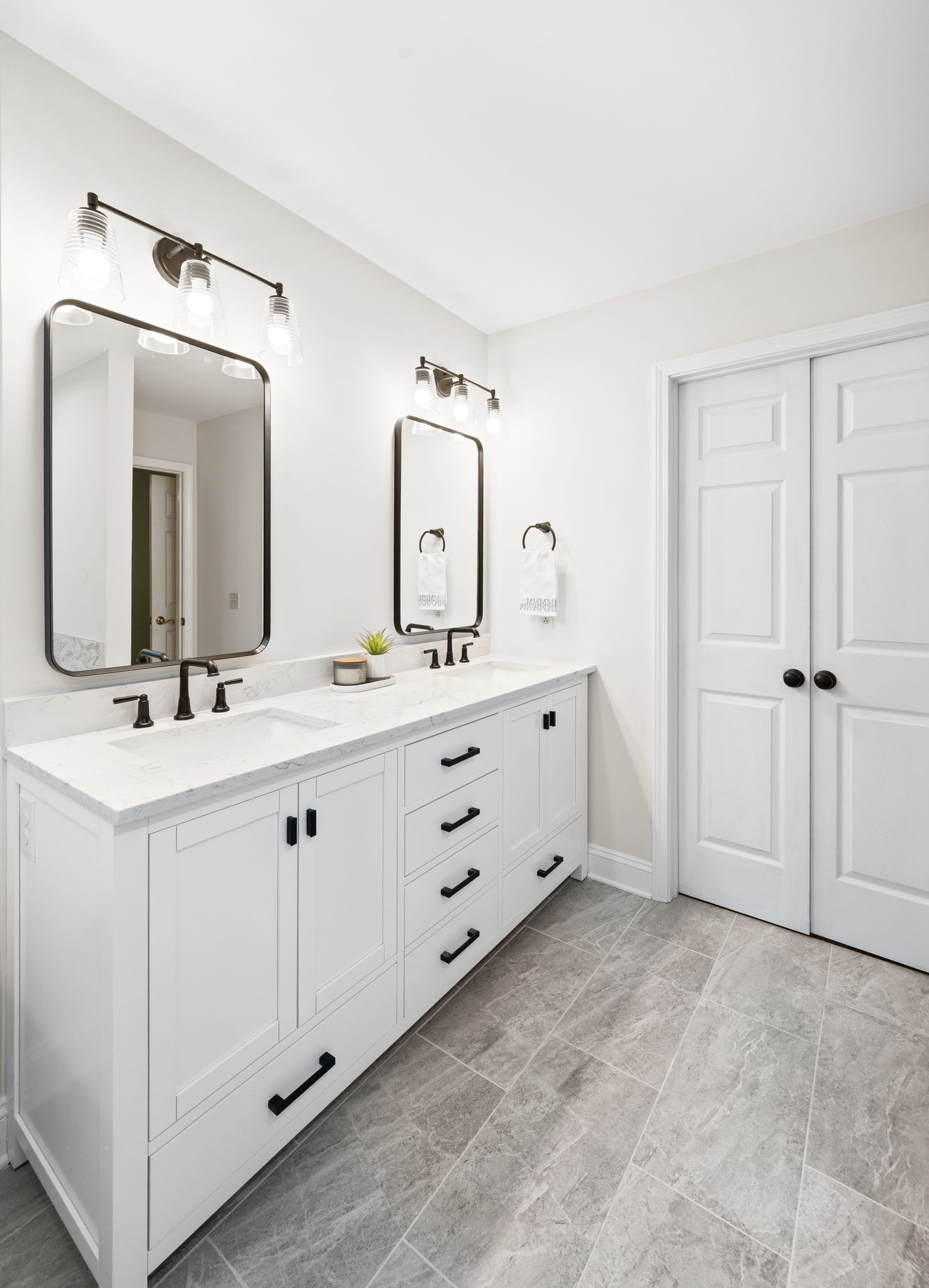 229 Hearthstone Manor Ln