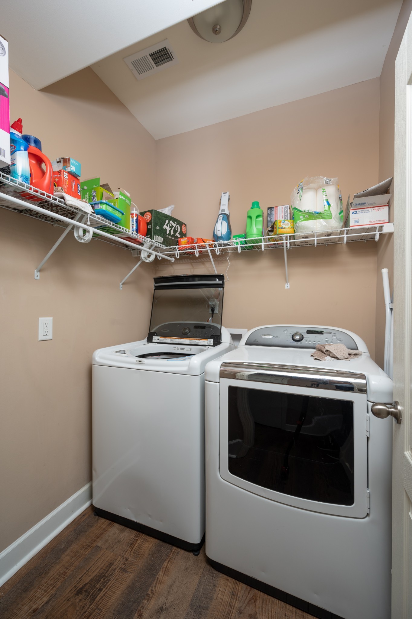 3754 Willow Creek Rd