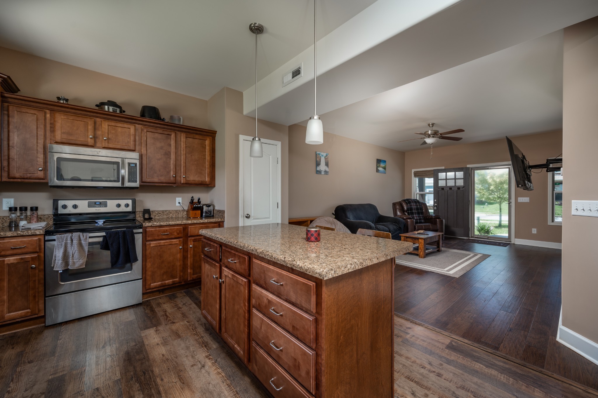 3754 Willow Creek Rd