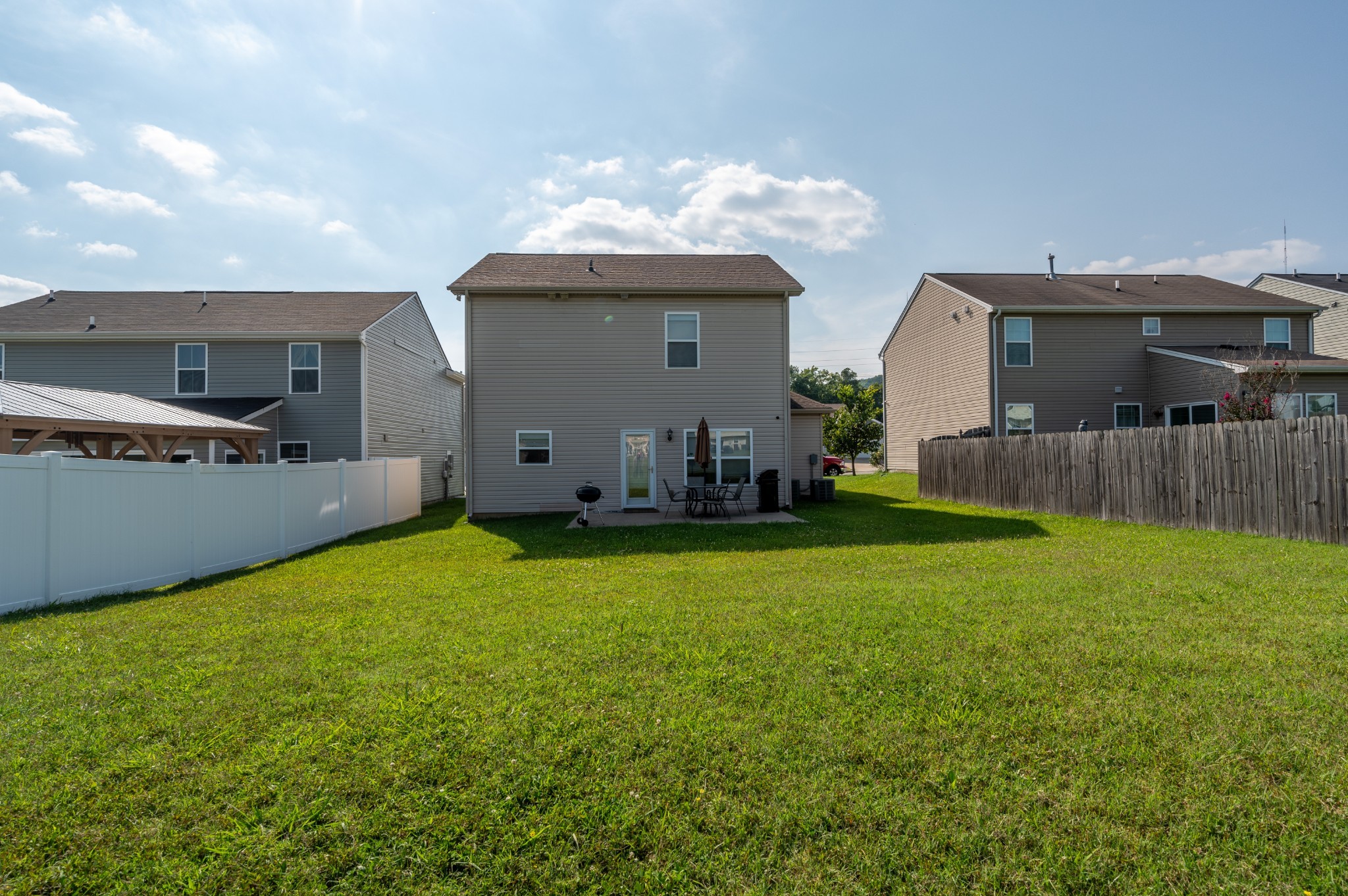 3754 Willow Creek Rd