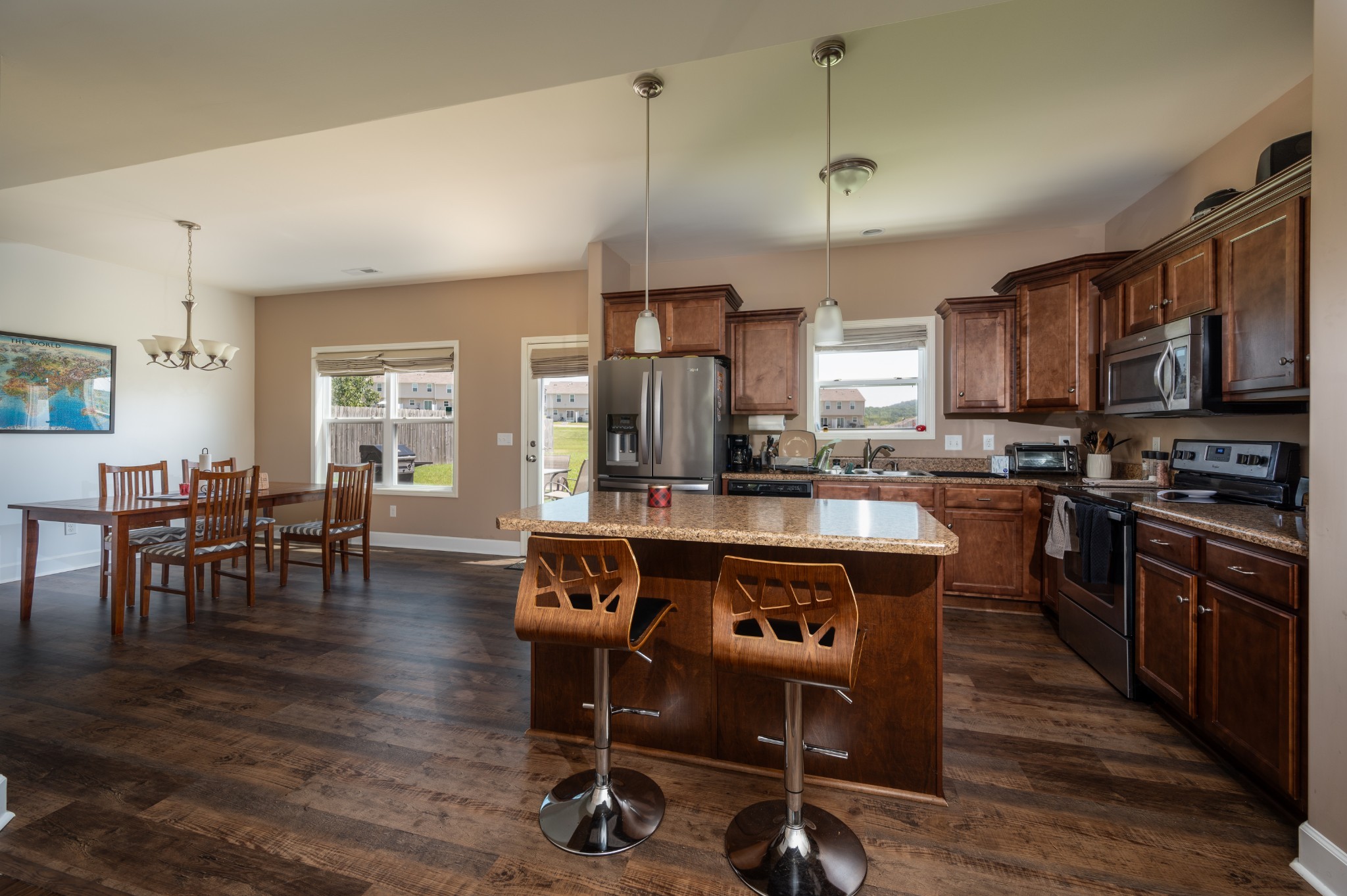 3754 Willow Creek Rd