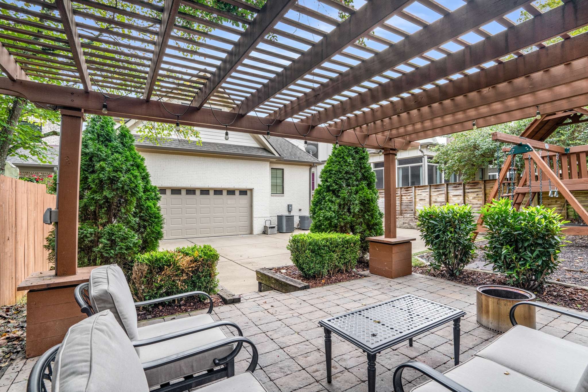 1110B Biltmore Dr