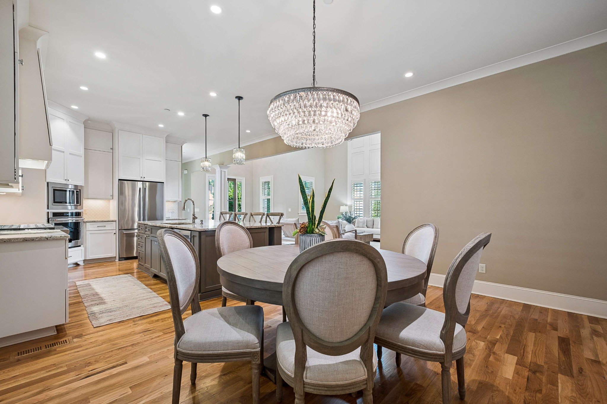 1110B Biltmore Dr
