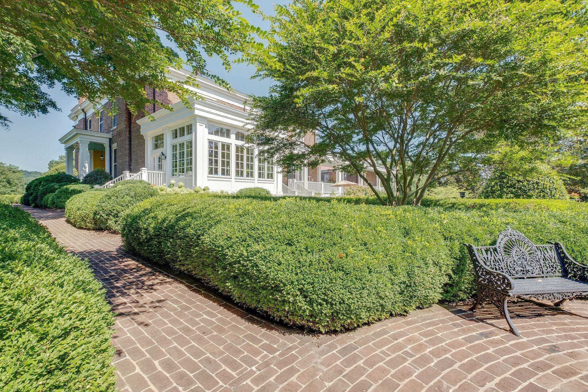 1711 Old Hillsboro Rd