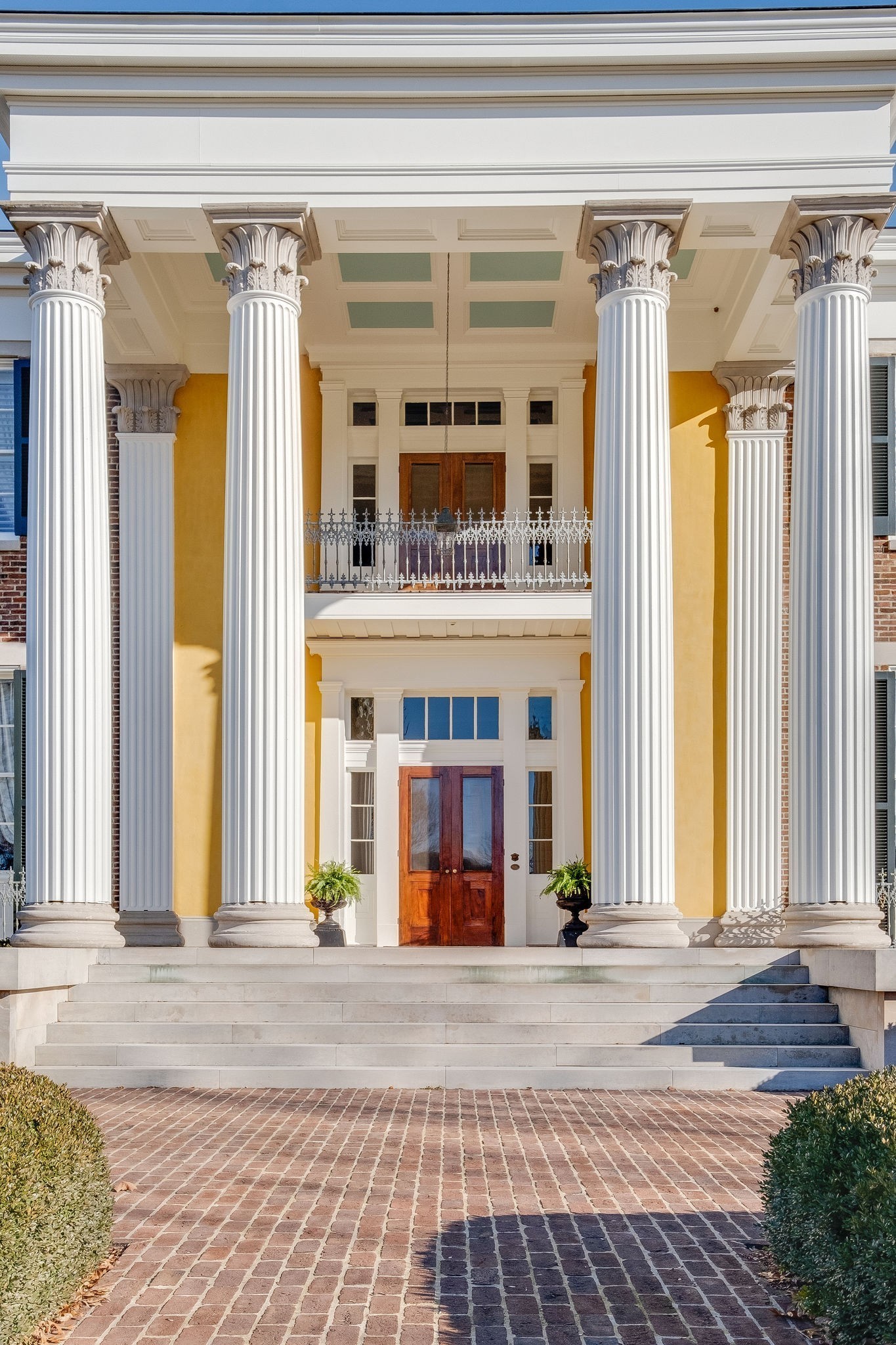 1711 Old Hillsboro Rd