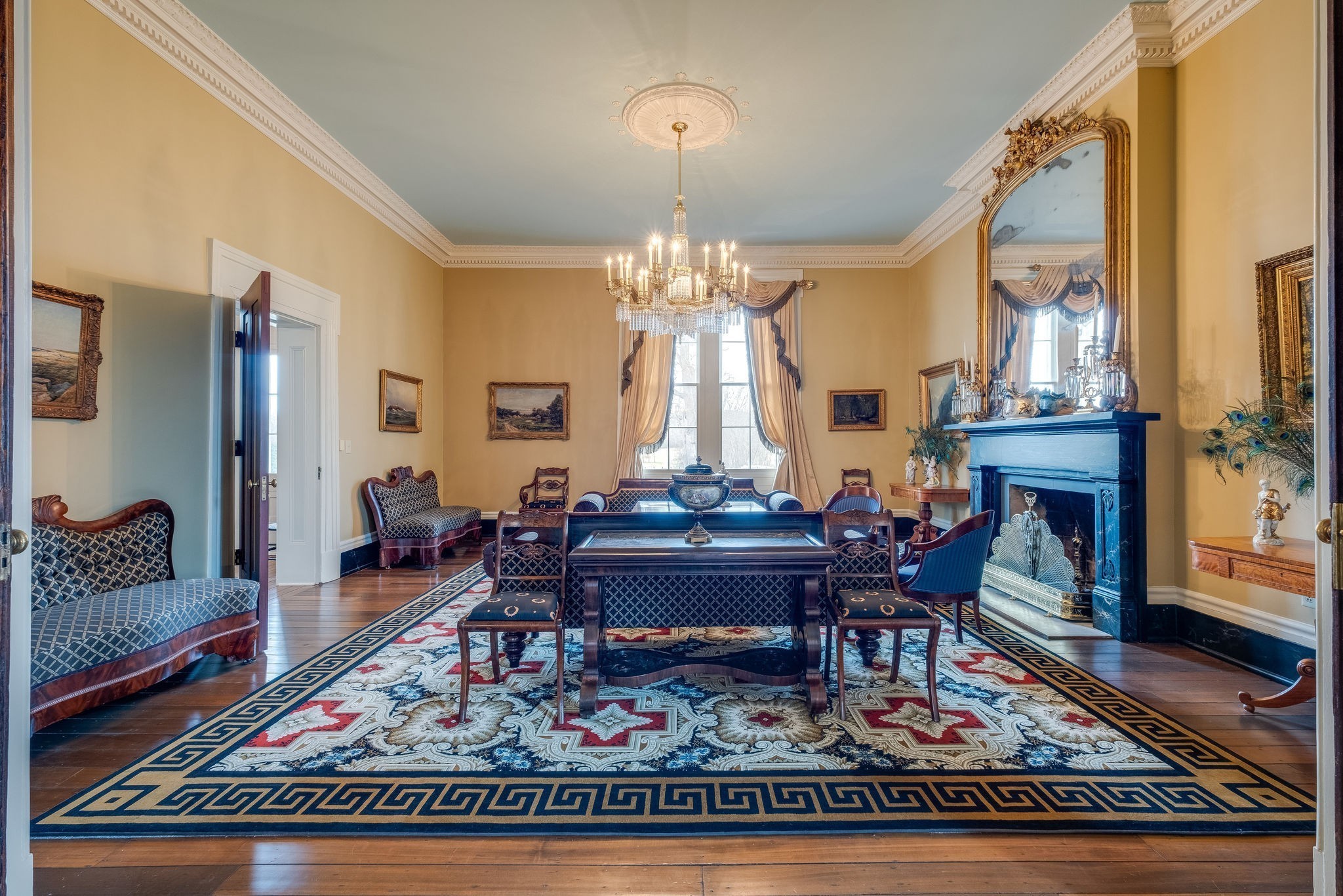 1711 Old Hillsboro Rd