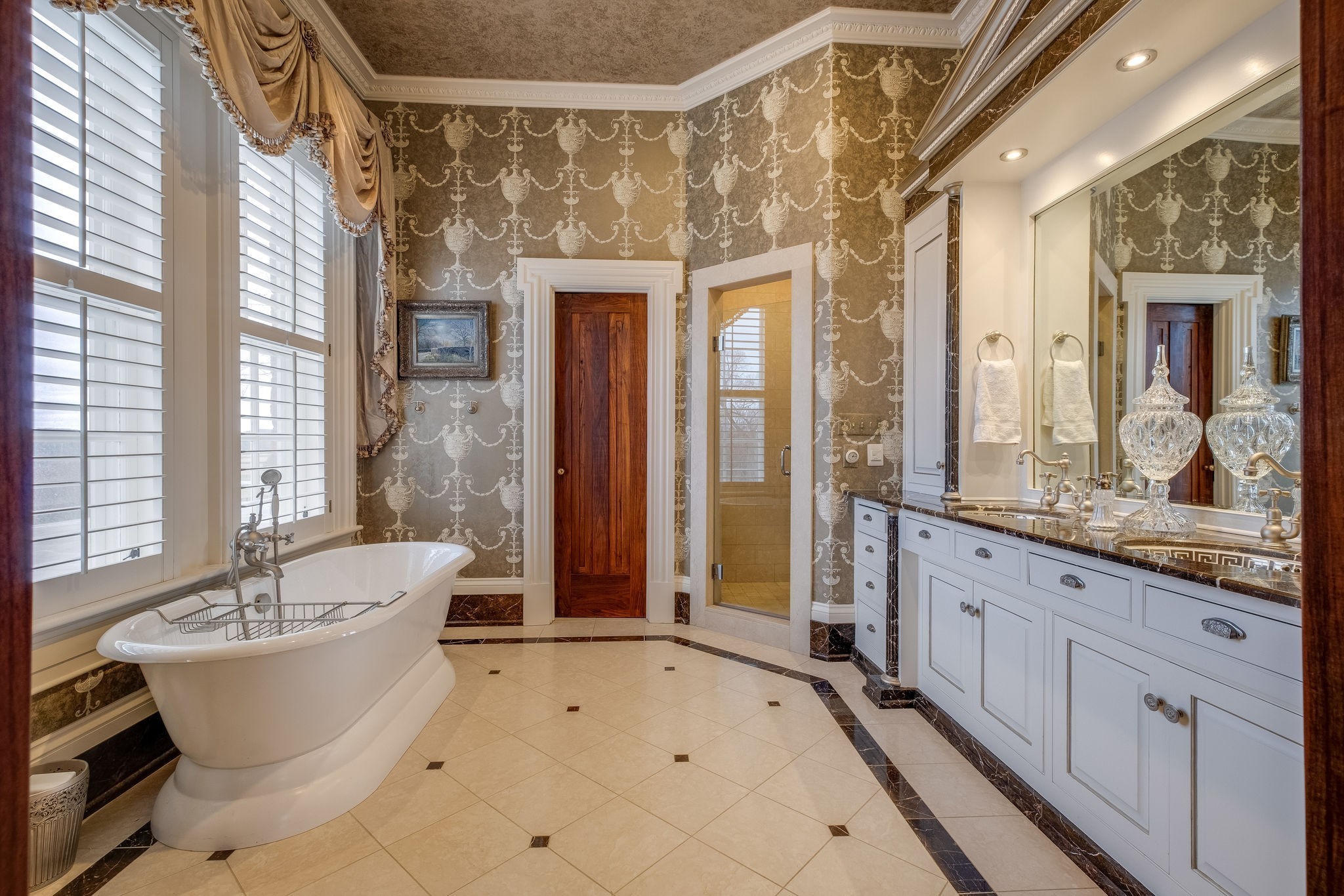 1711 Old Hillsboro Rd