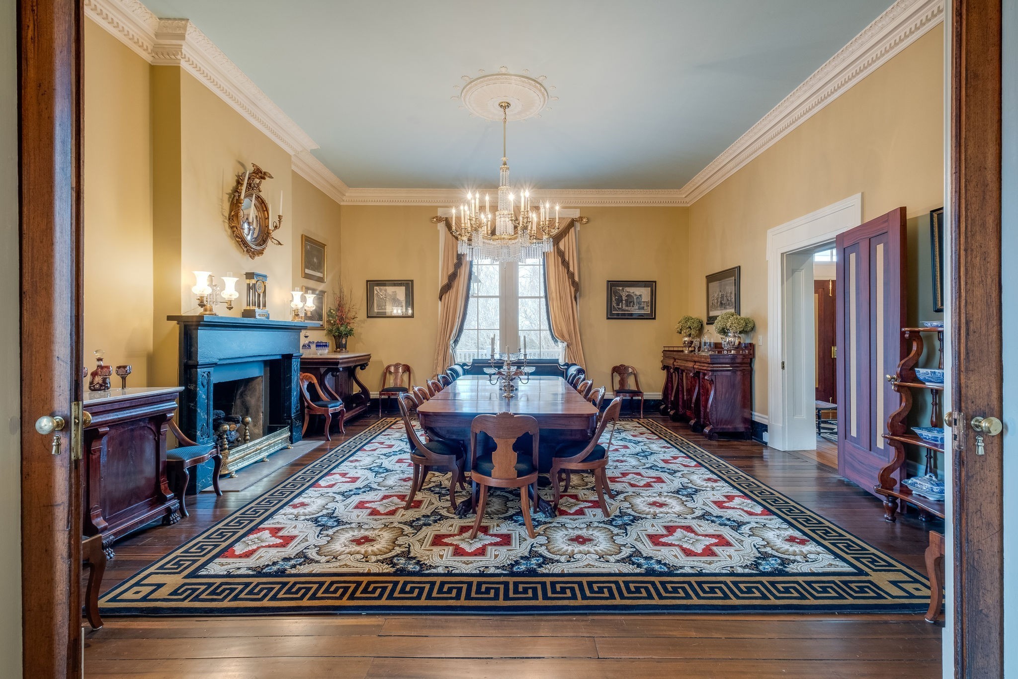 1711 Old Hillsboro Rd