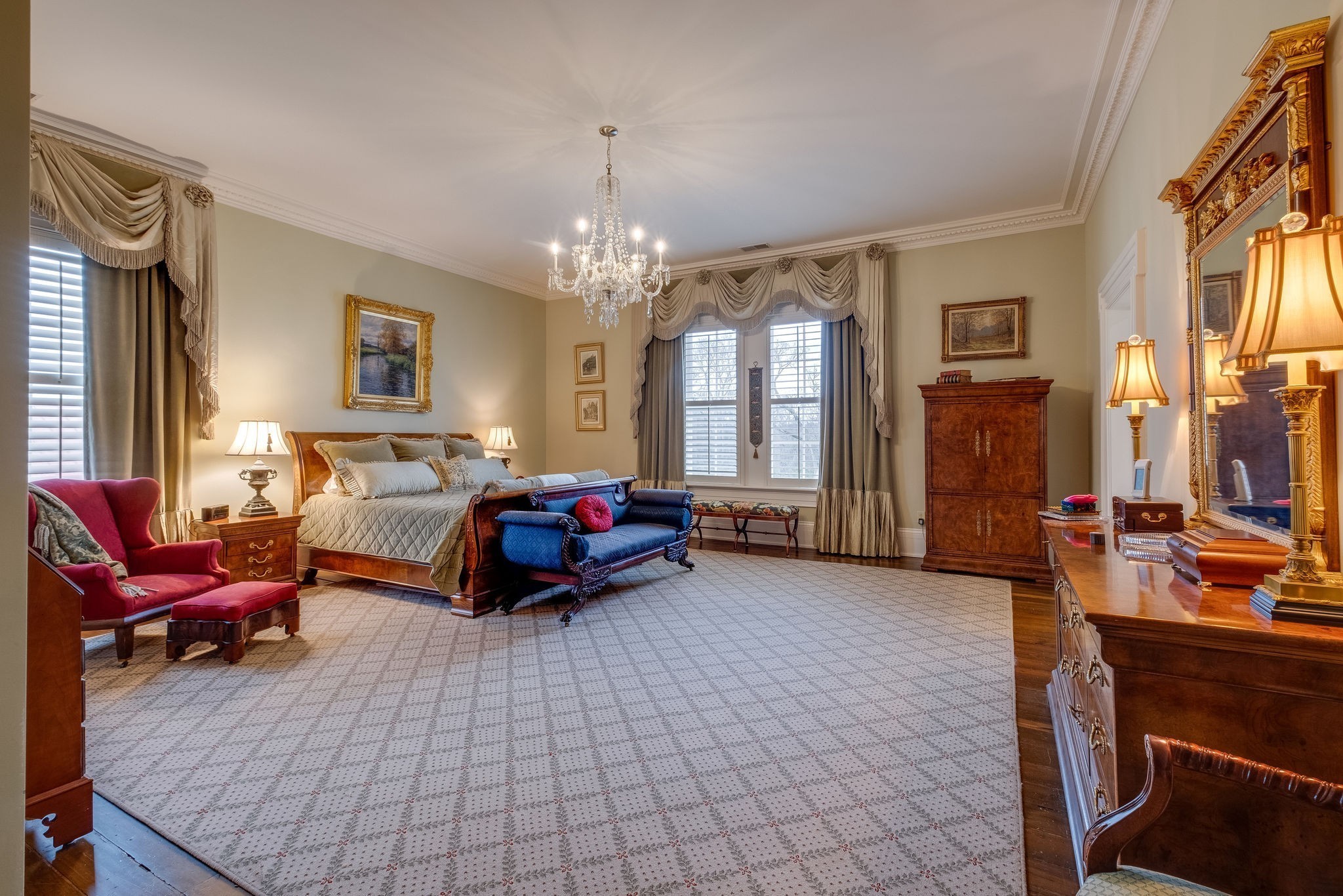 1711 Old Hillsboro Rd