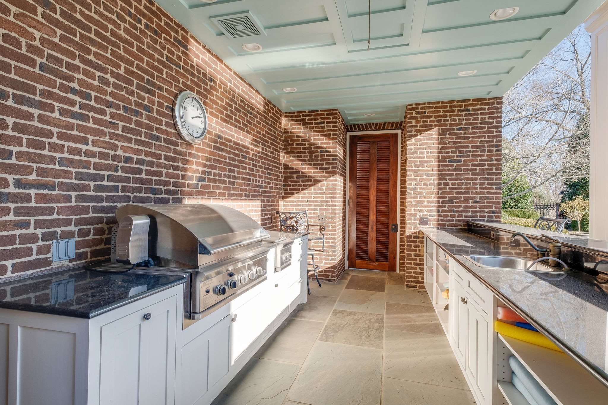 1711 Old Hillsboro Rd