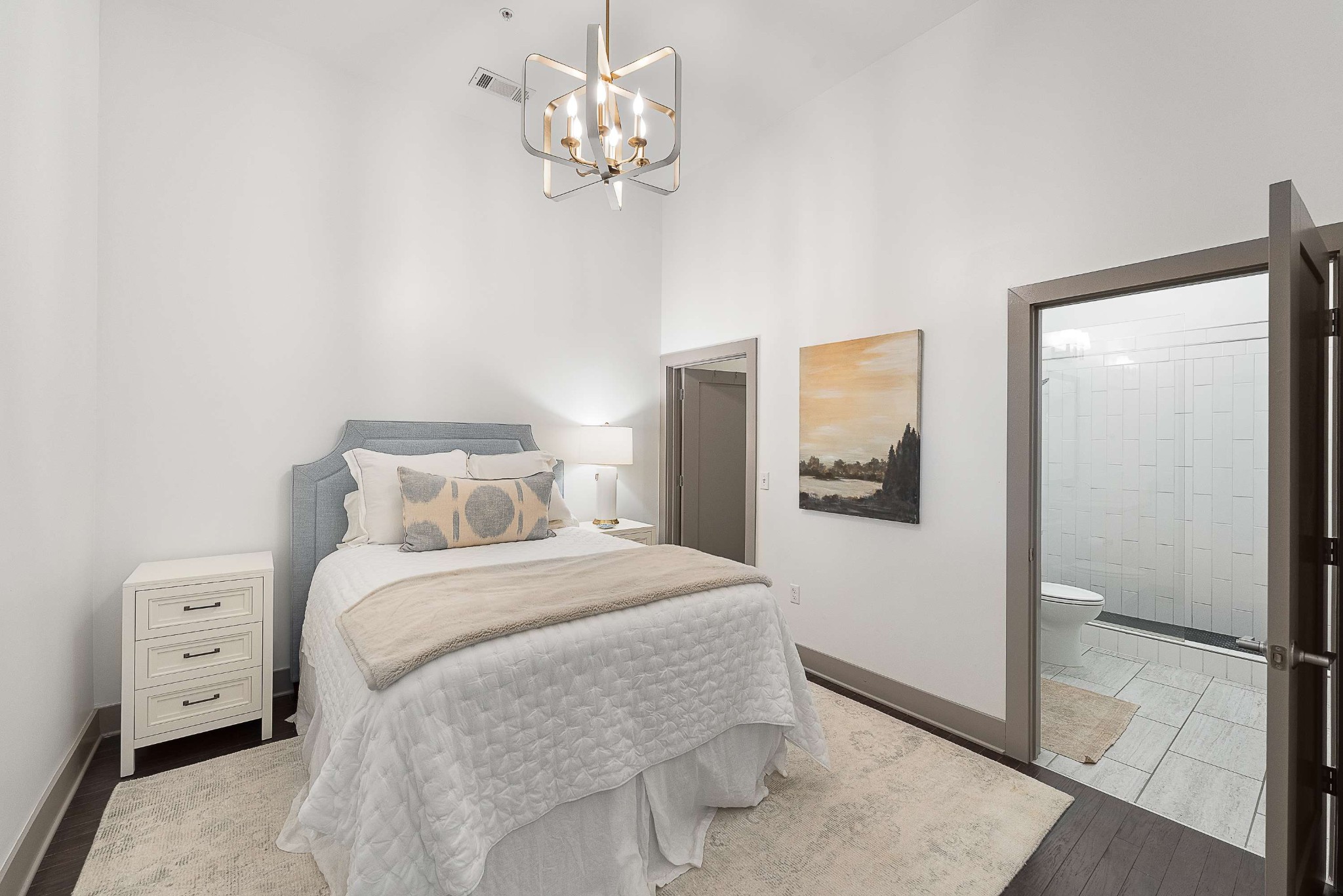 2407 8th Ave, S Unit: 205