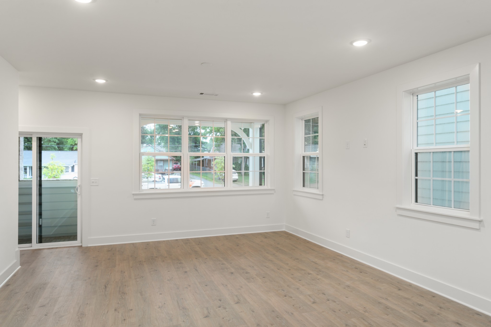 504 Edwin St Unit: 1