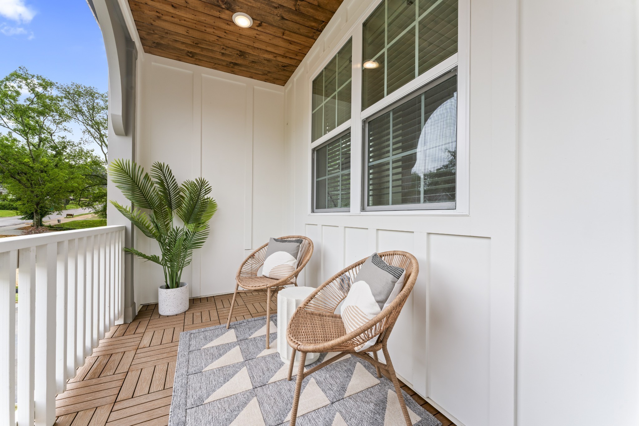 504 Edwin St Unit: 1