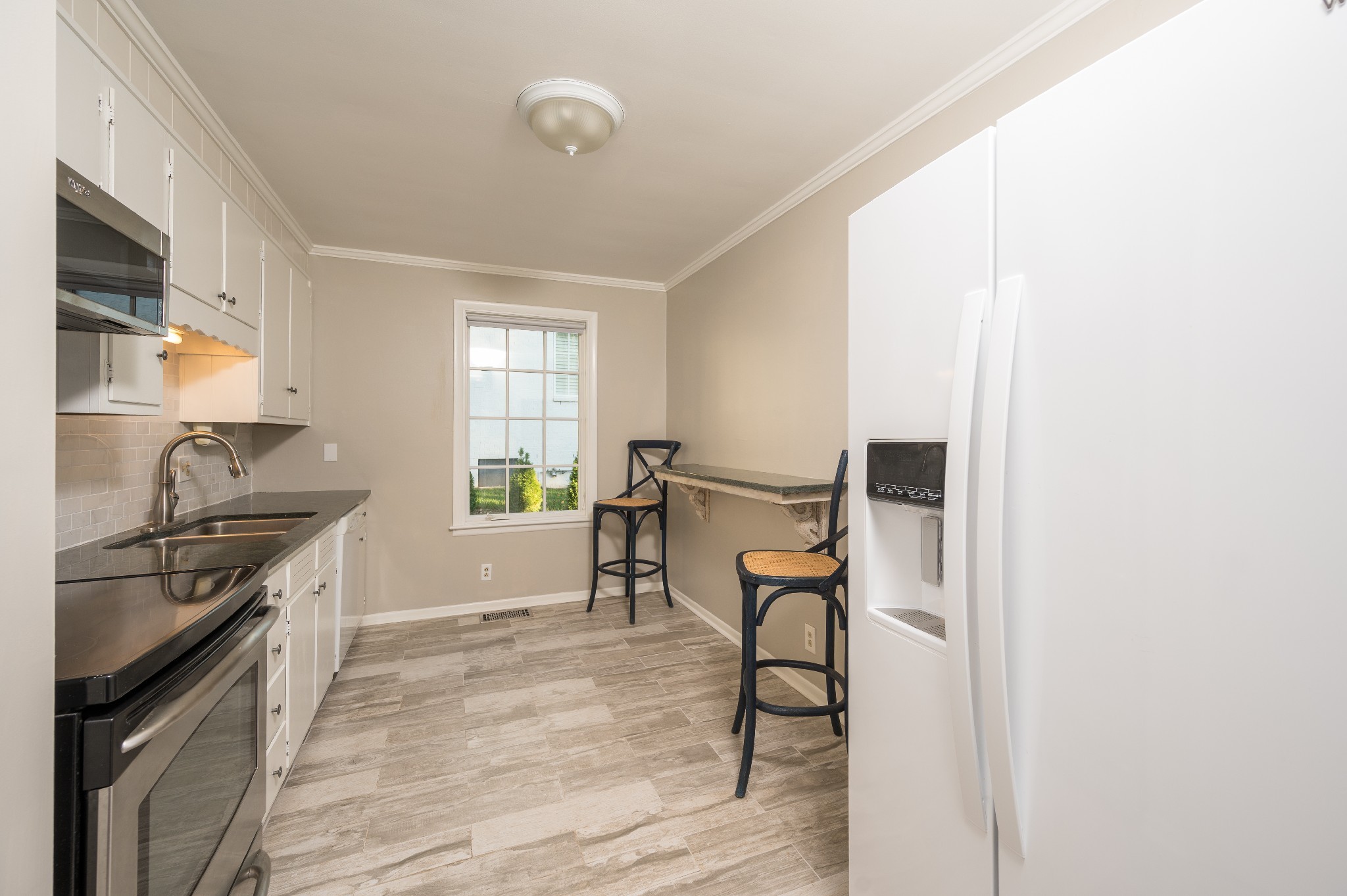 108 Brookfield Ave Unit: B