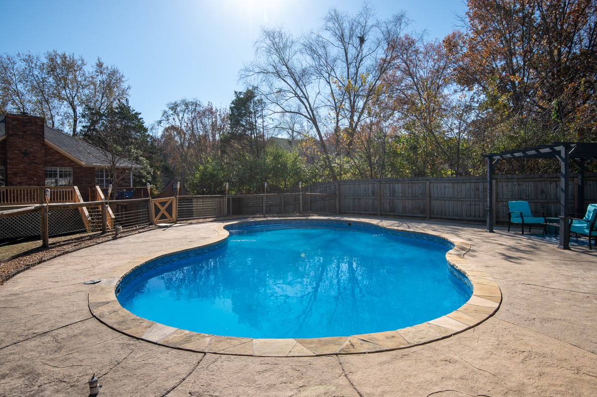 4233 New Hope Meadow Rd