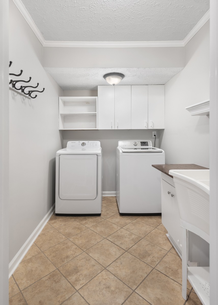 4233 New Hope Meadow Rd