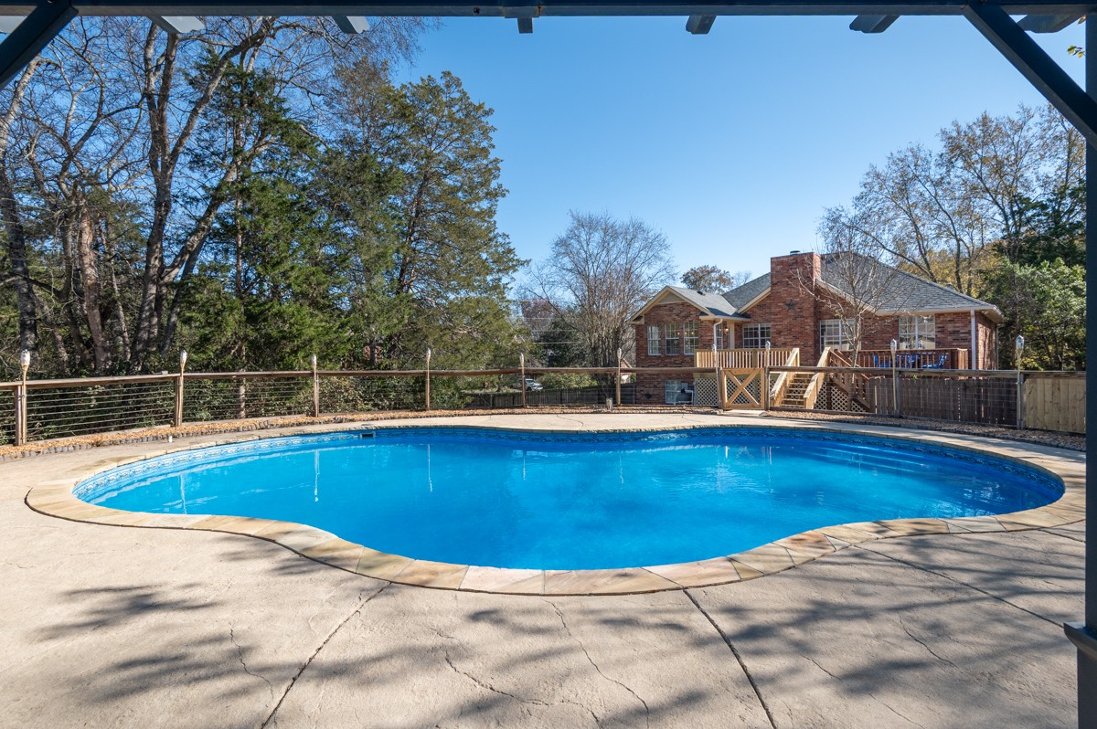 4233 New Hope Meadow Rd