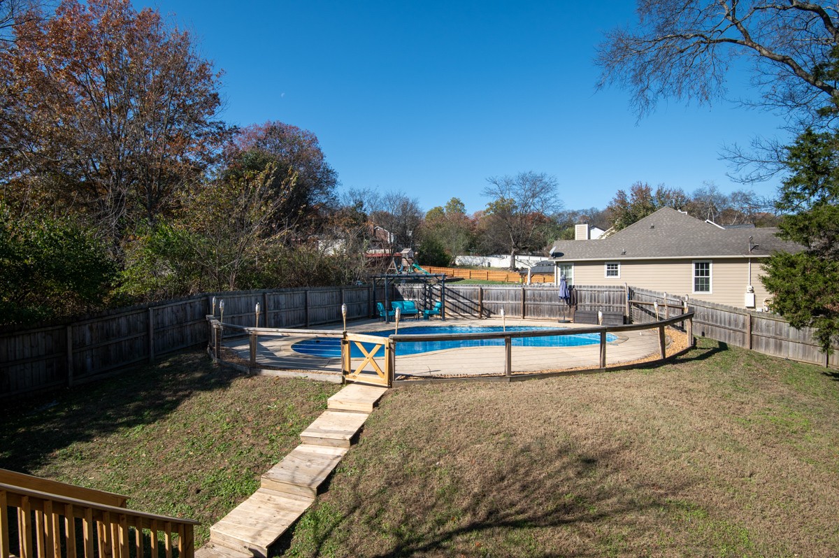 4233 New Hope Meadow Rd