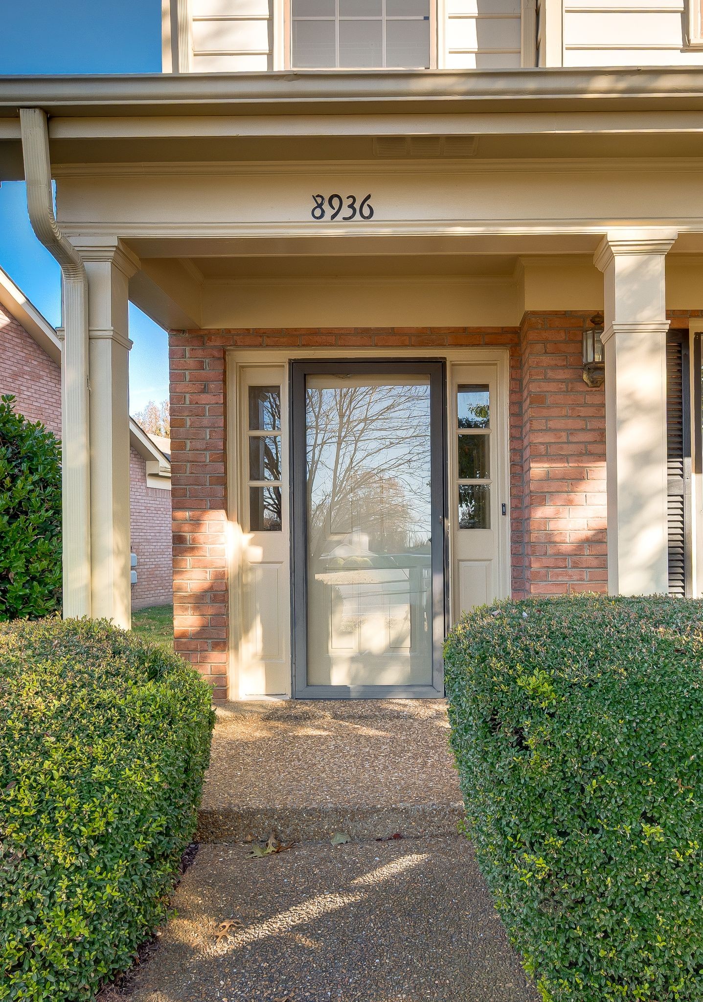 8936 Sawyer Brown Rd