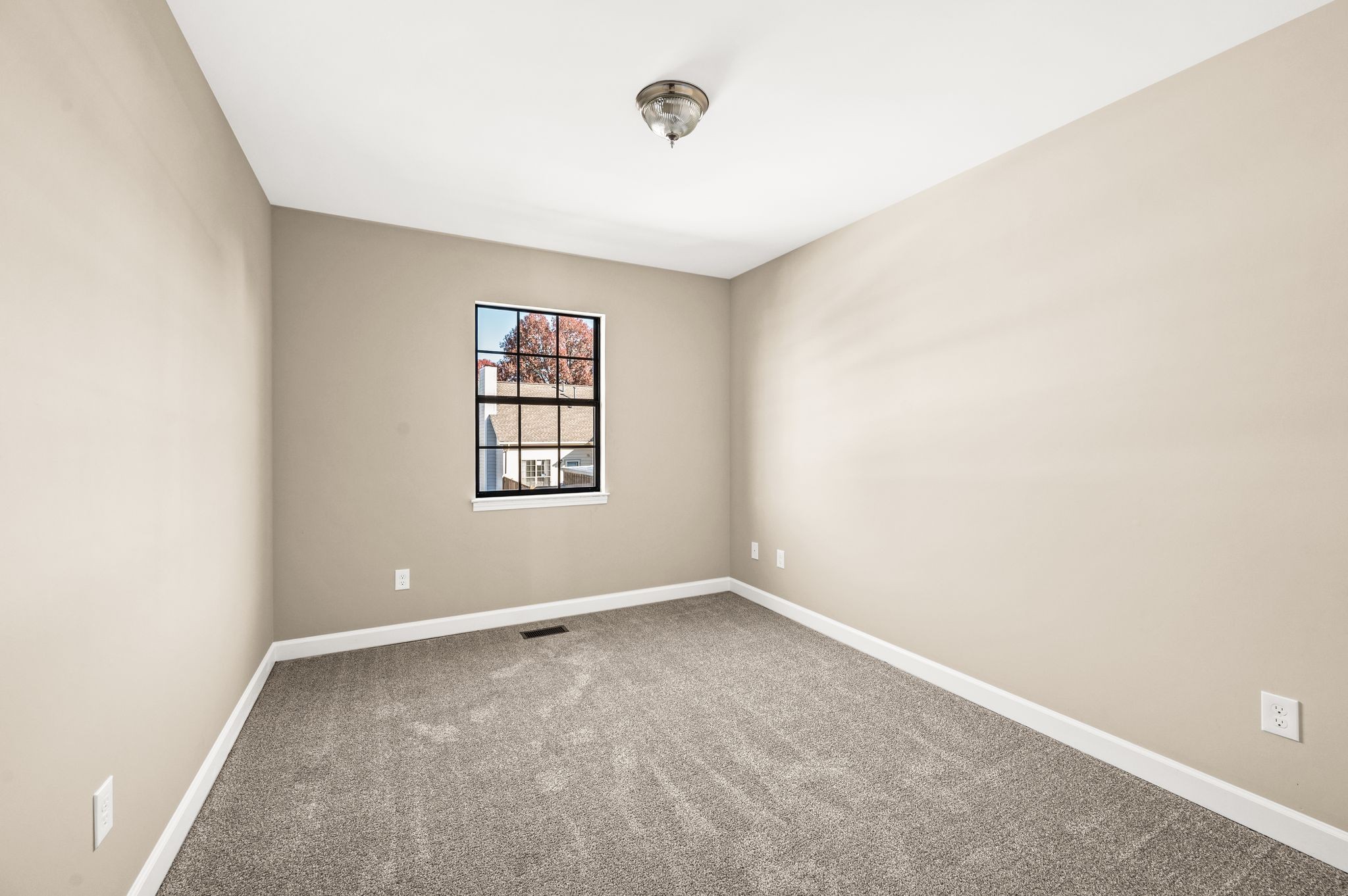 8936 Sawyer Brown Rd