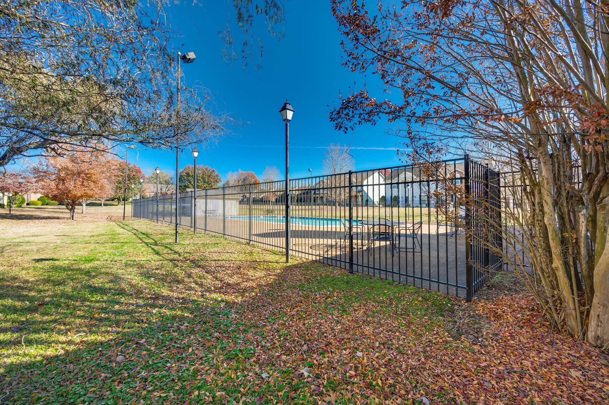 8936 Sawyer Brown Rd