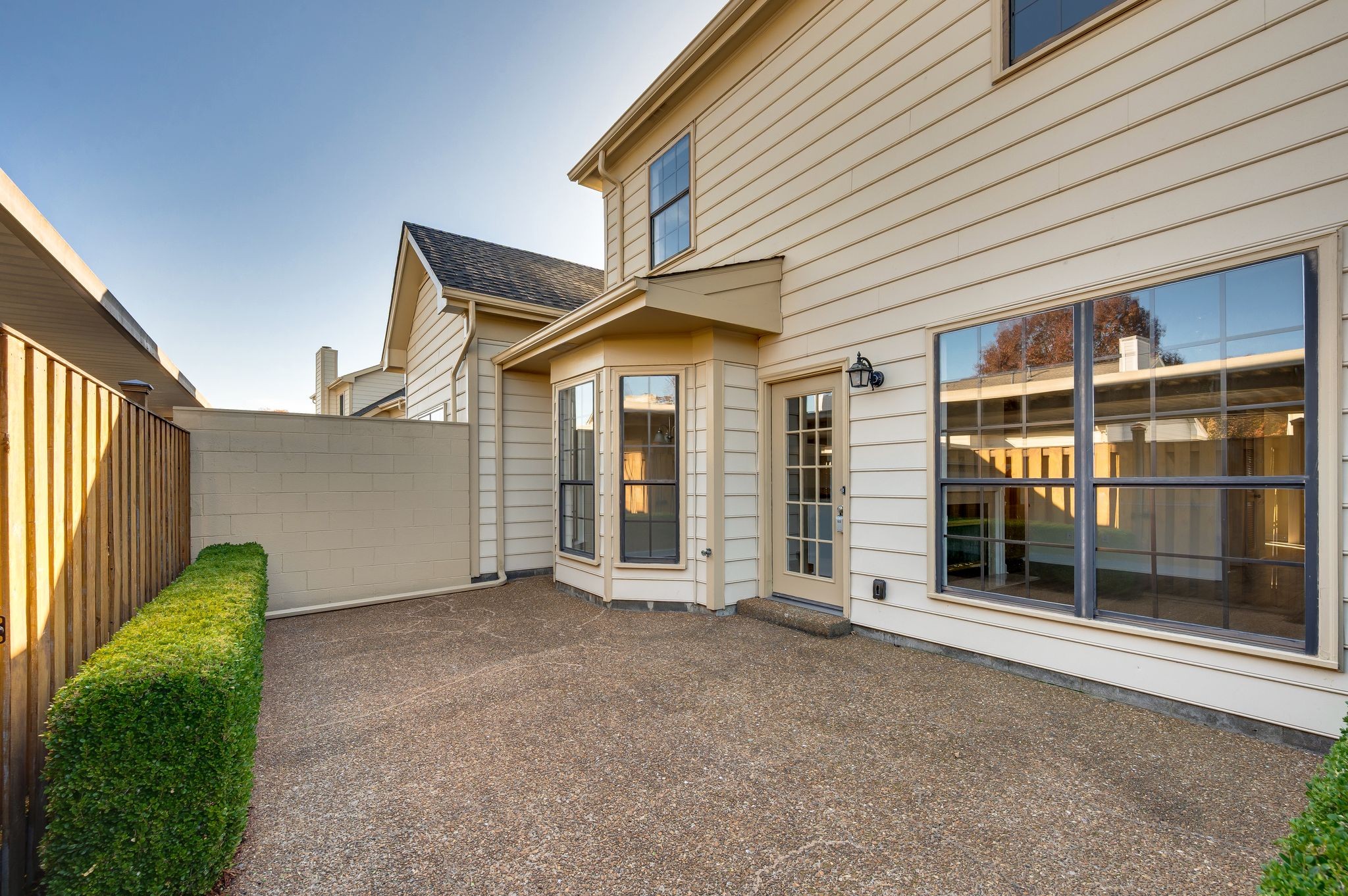 8936 Sawyer Brown Rd