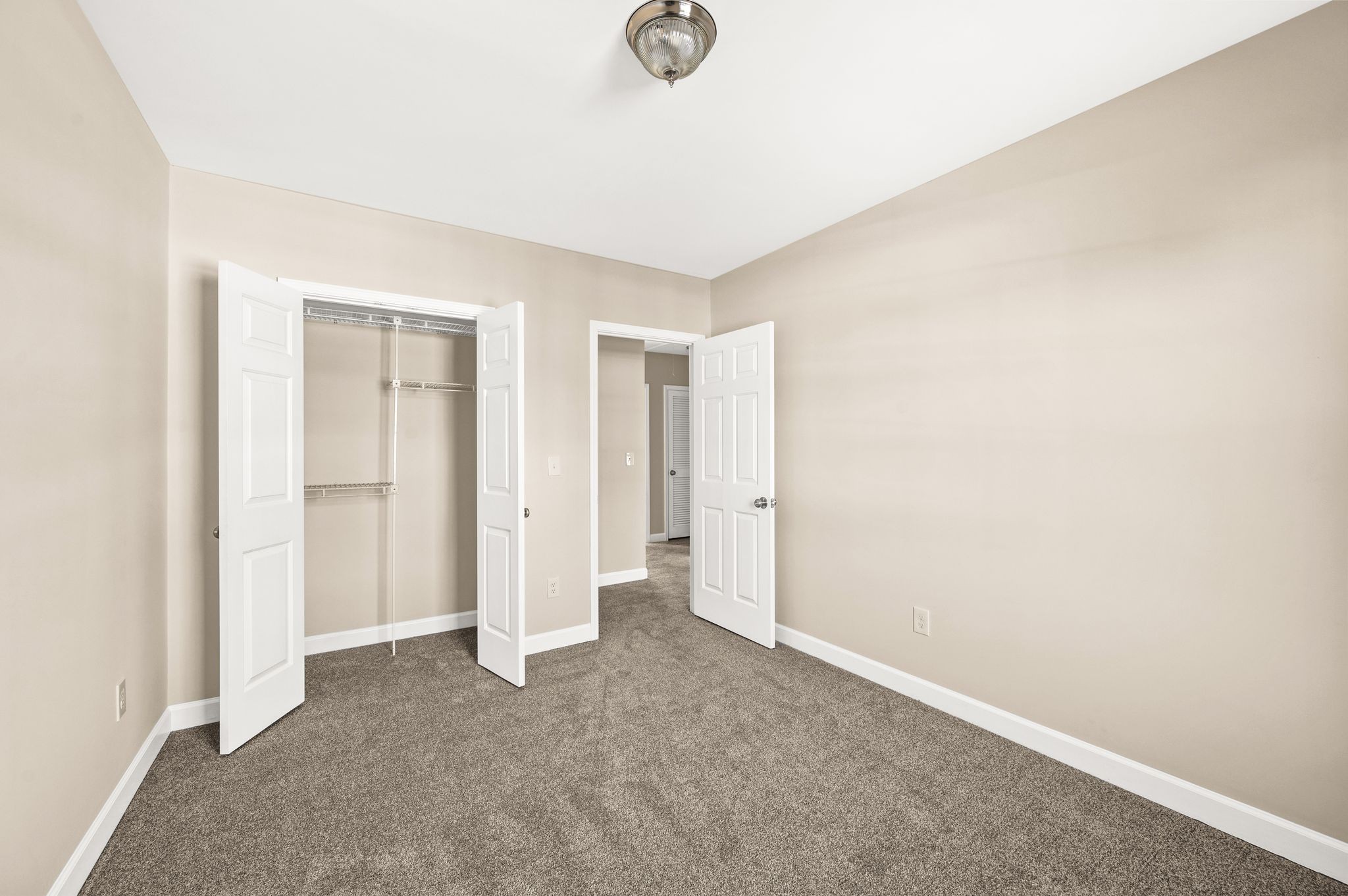 8936 Sawyer Brown Rd