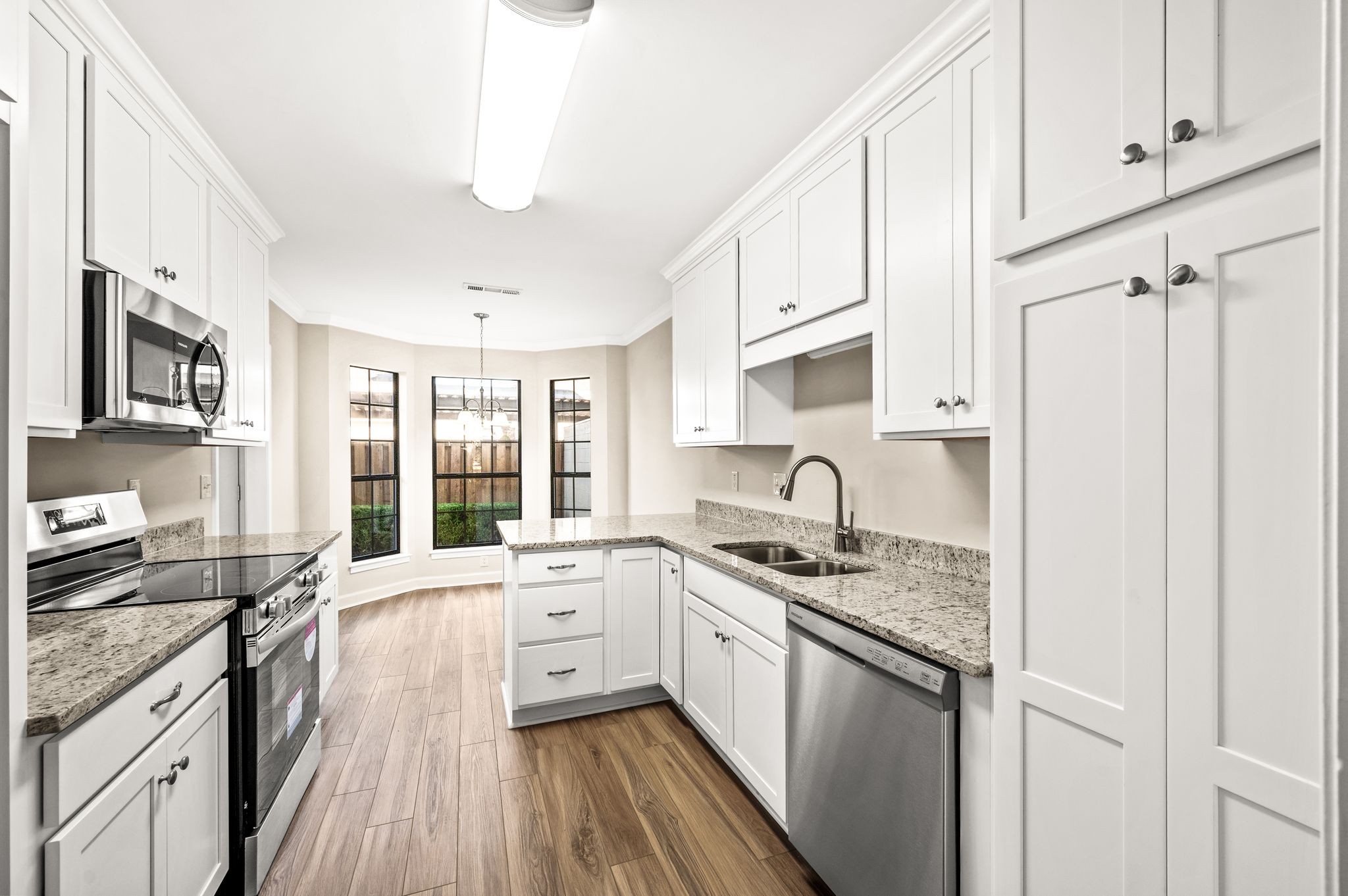 8936 Sawyer Brown Rd