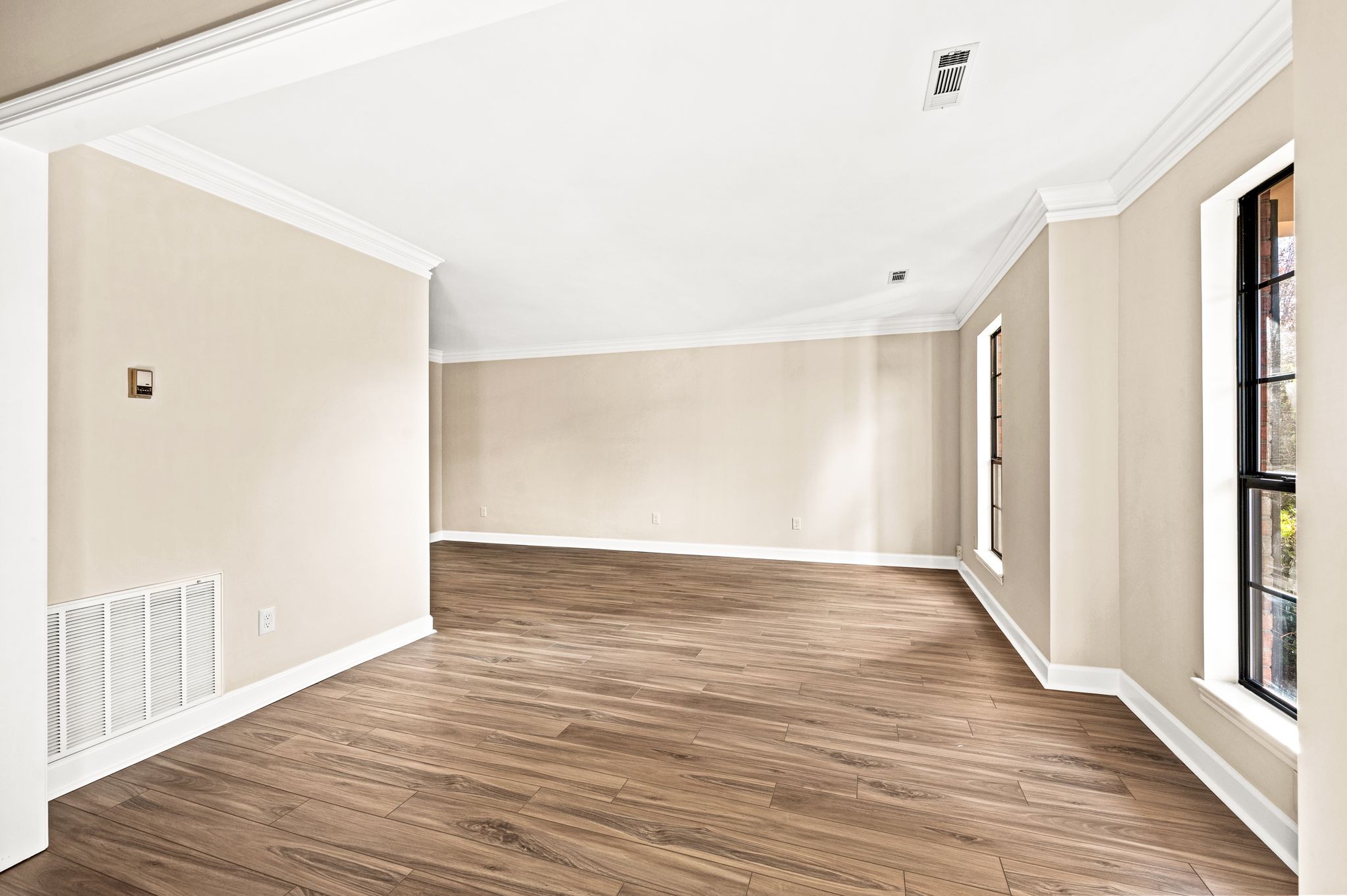 8936 Sawyer Brown Rd