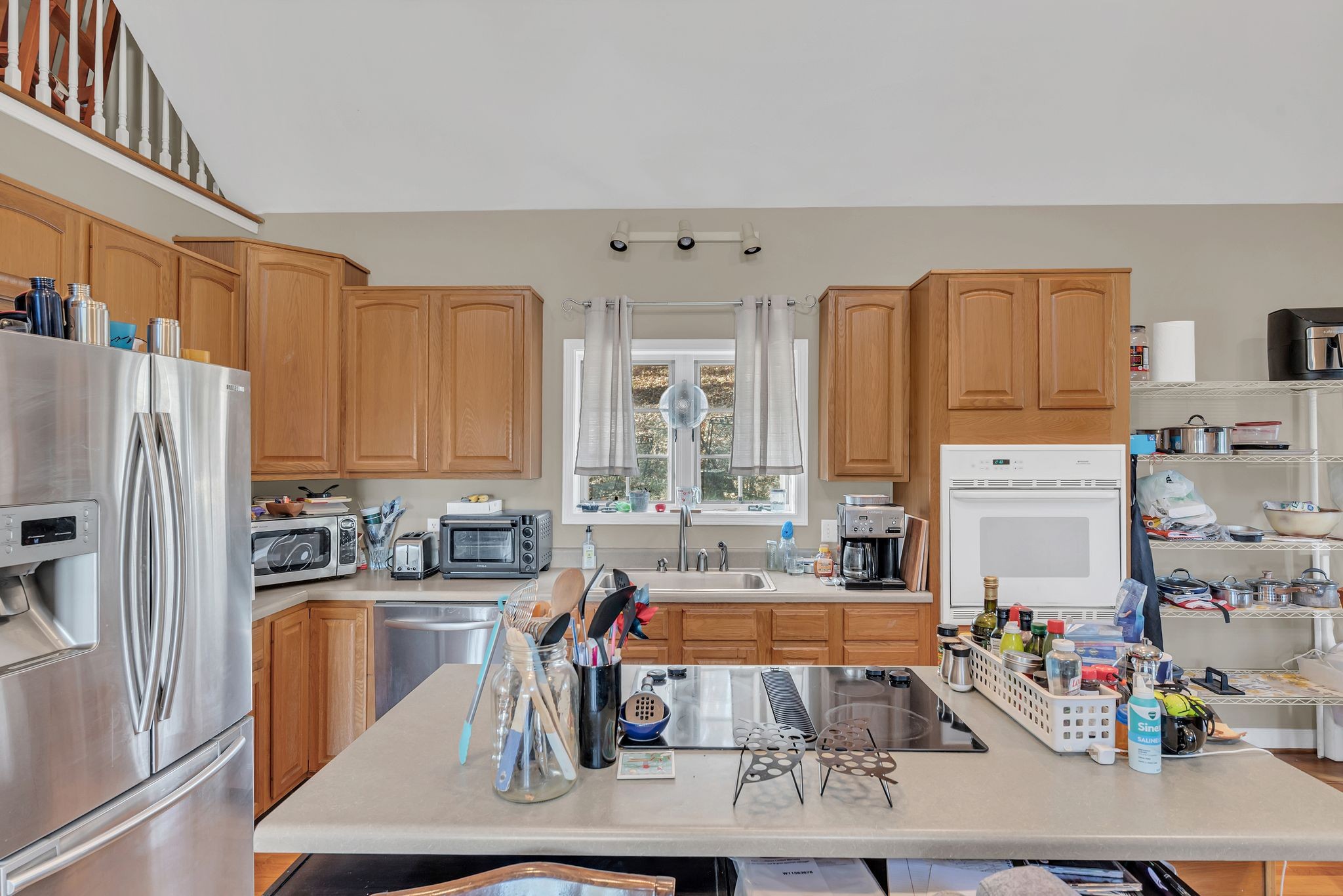 8242 River Road Pike