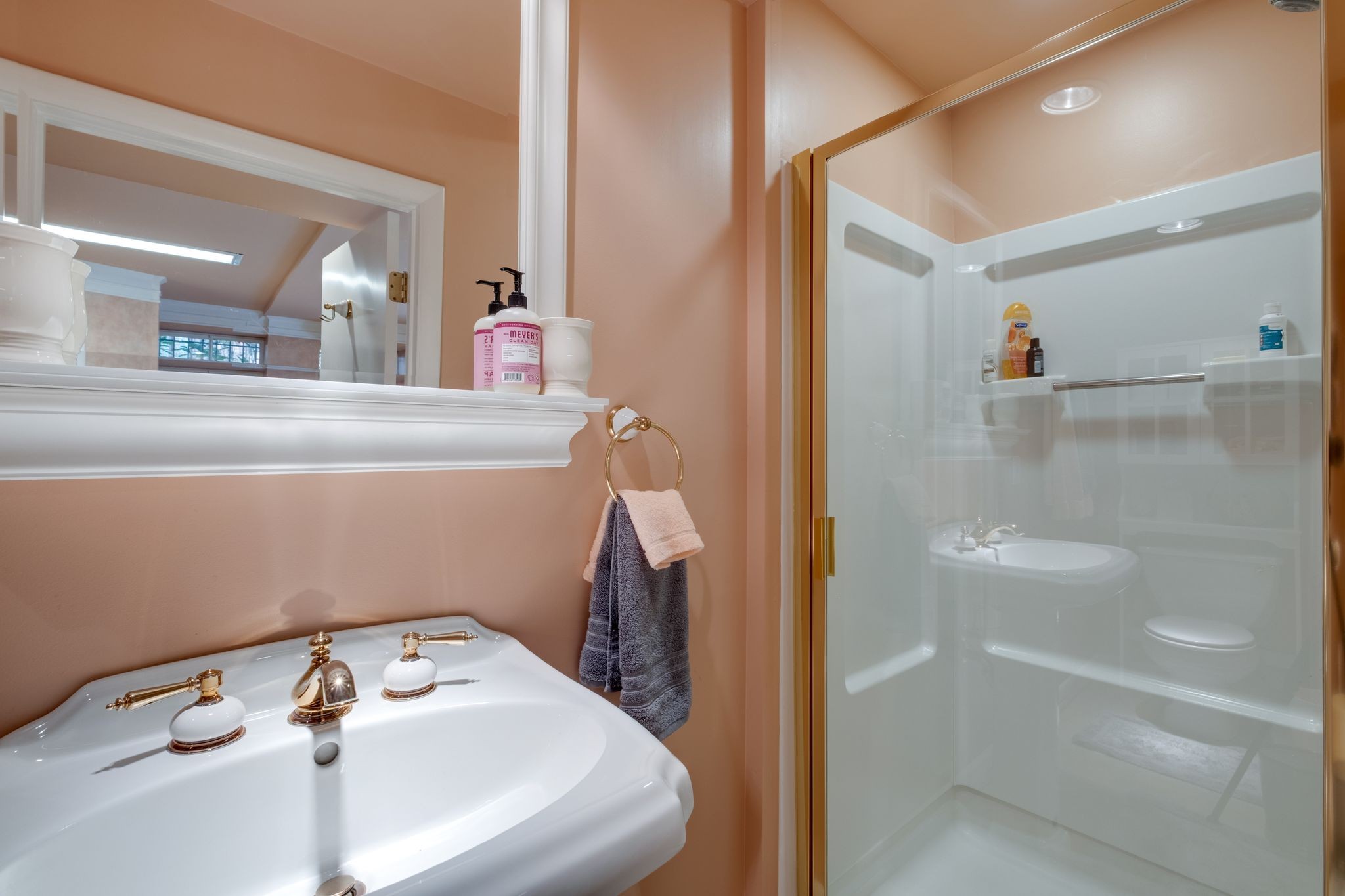 6002 Hickory Valley Rd