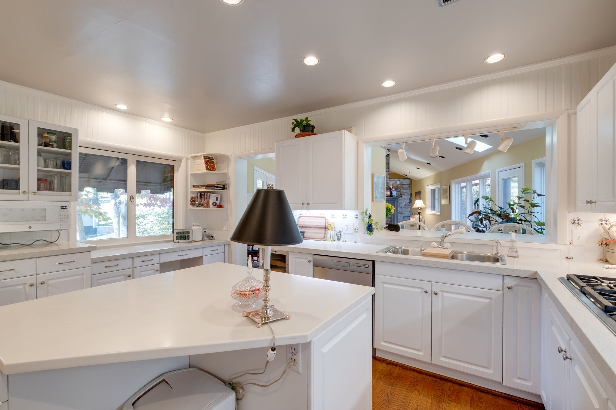 6002 Hickory Valley Rd