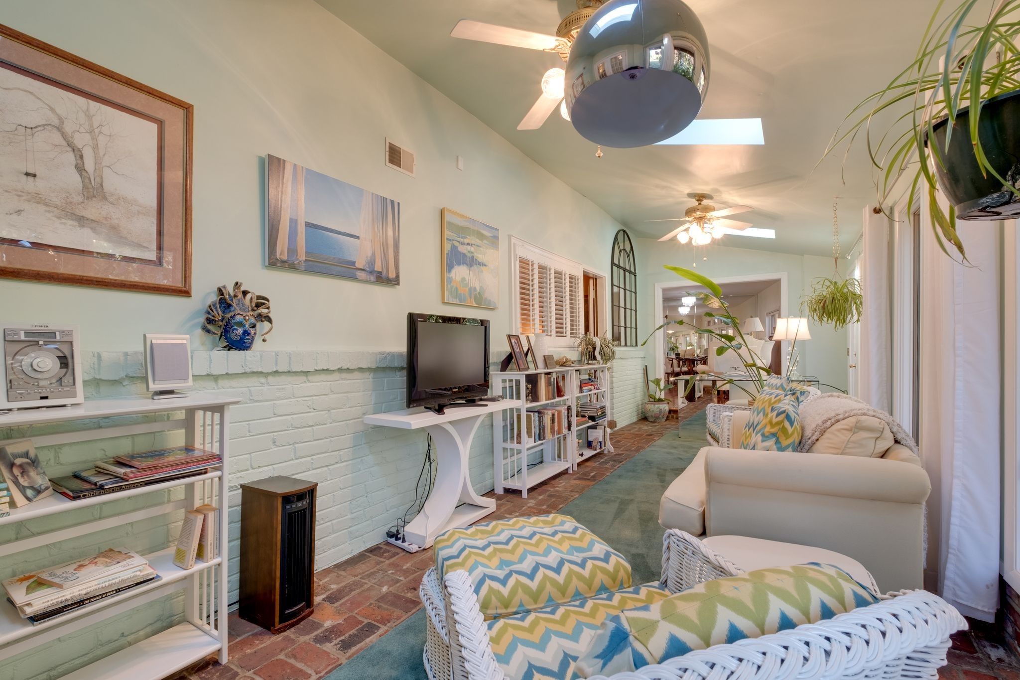 6002 Hickory Valley Rd