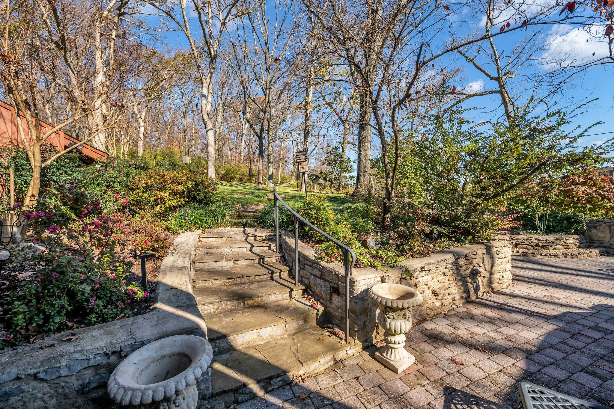 6002 Hickory Valley Rd