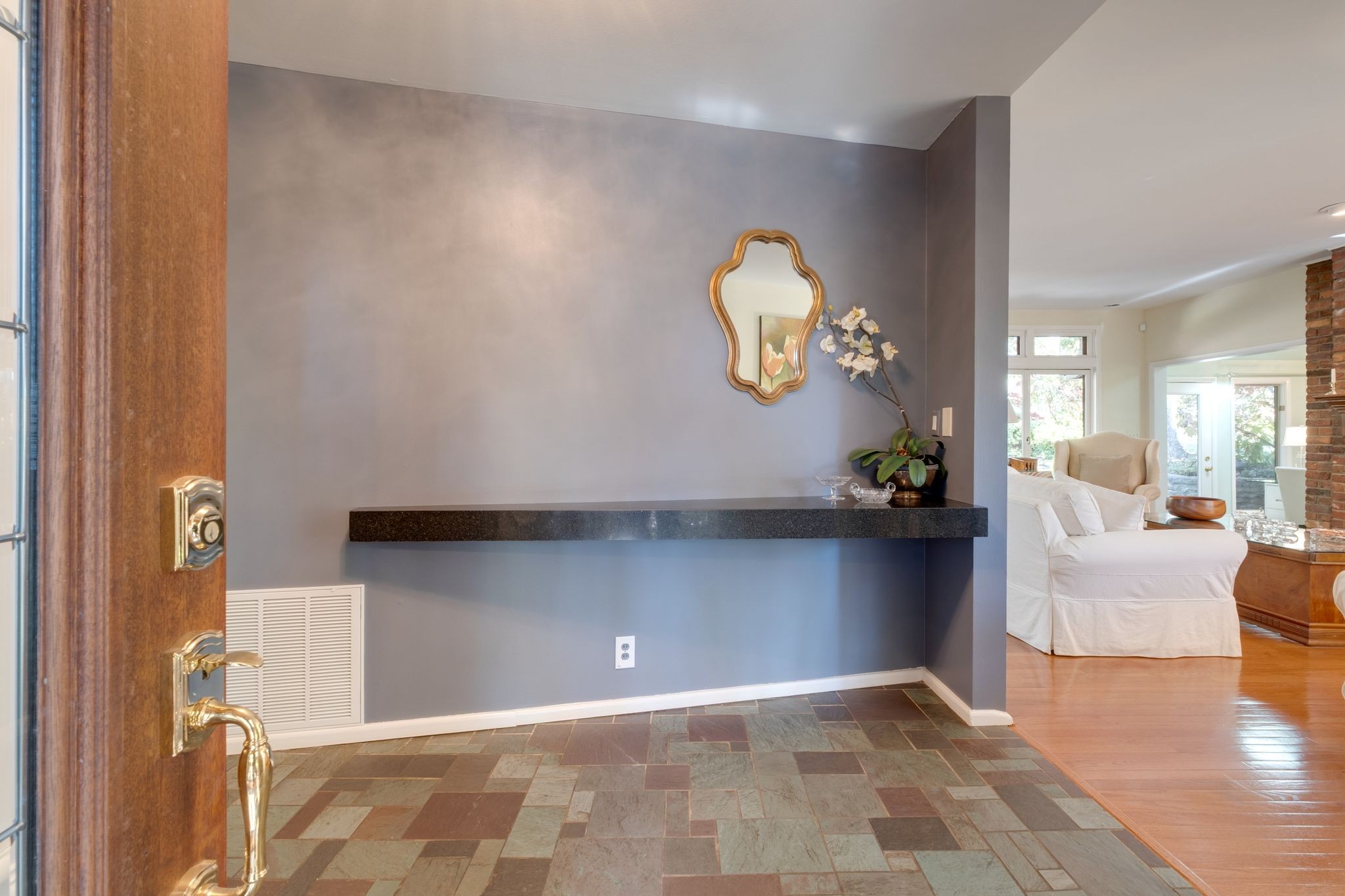 6002 Hickory Valley Rd