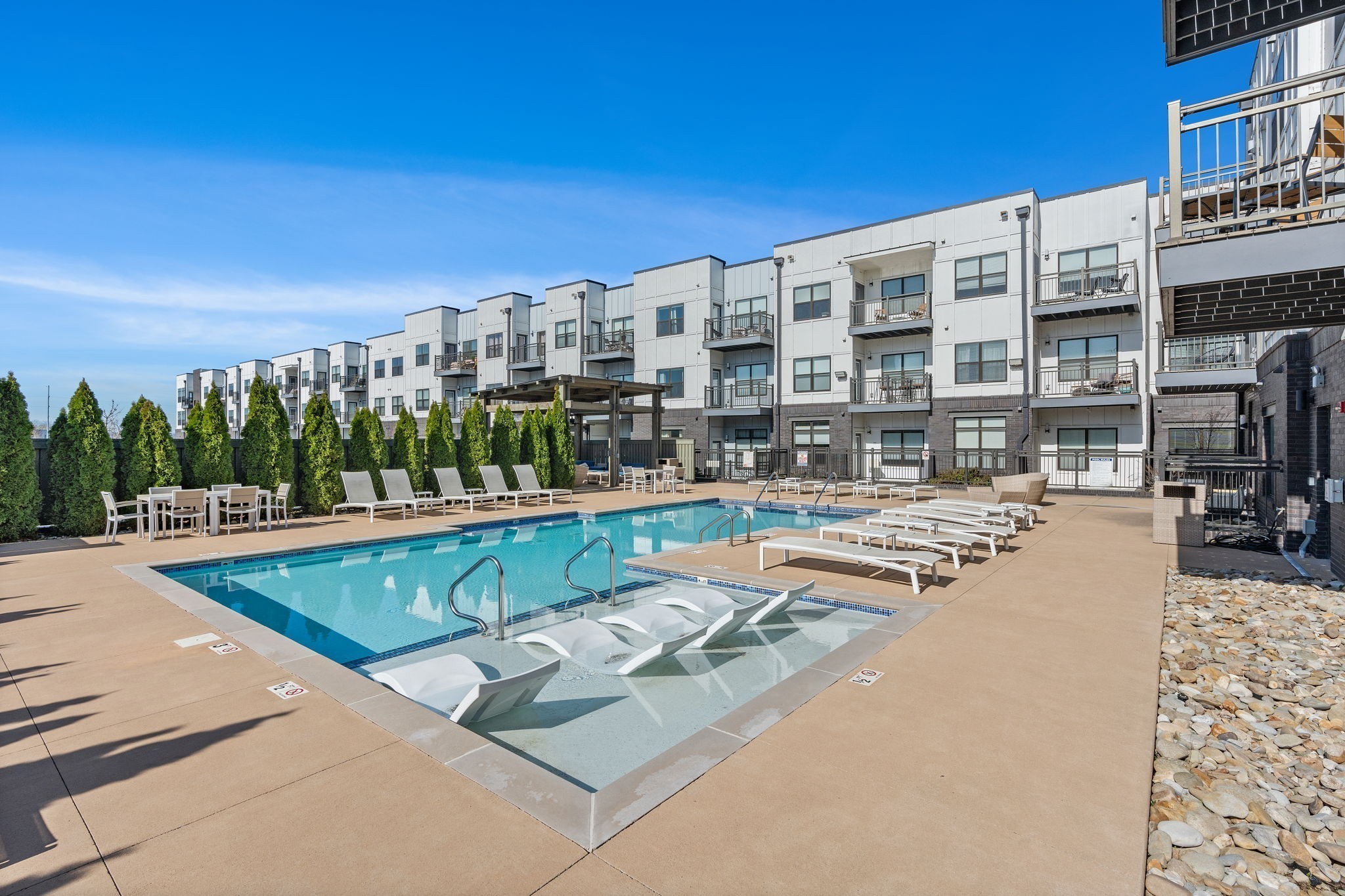 1638 54th Ave, N Unit: 300