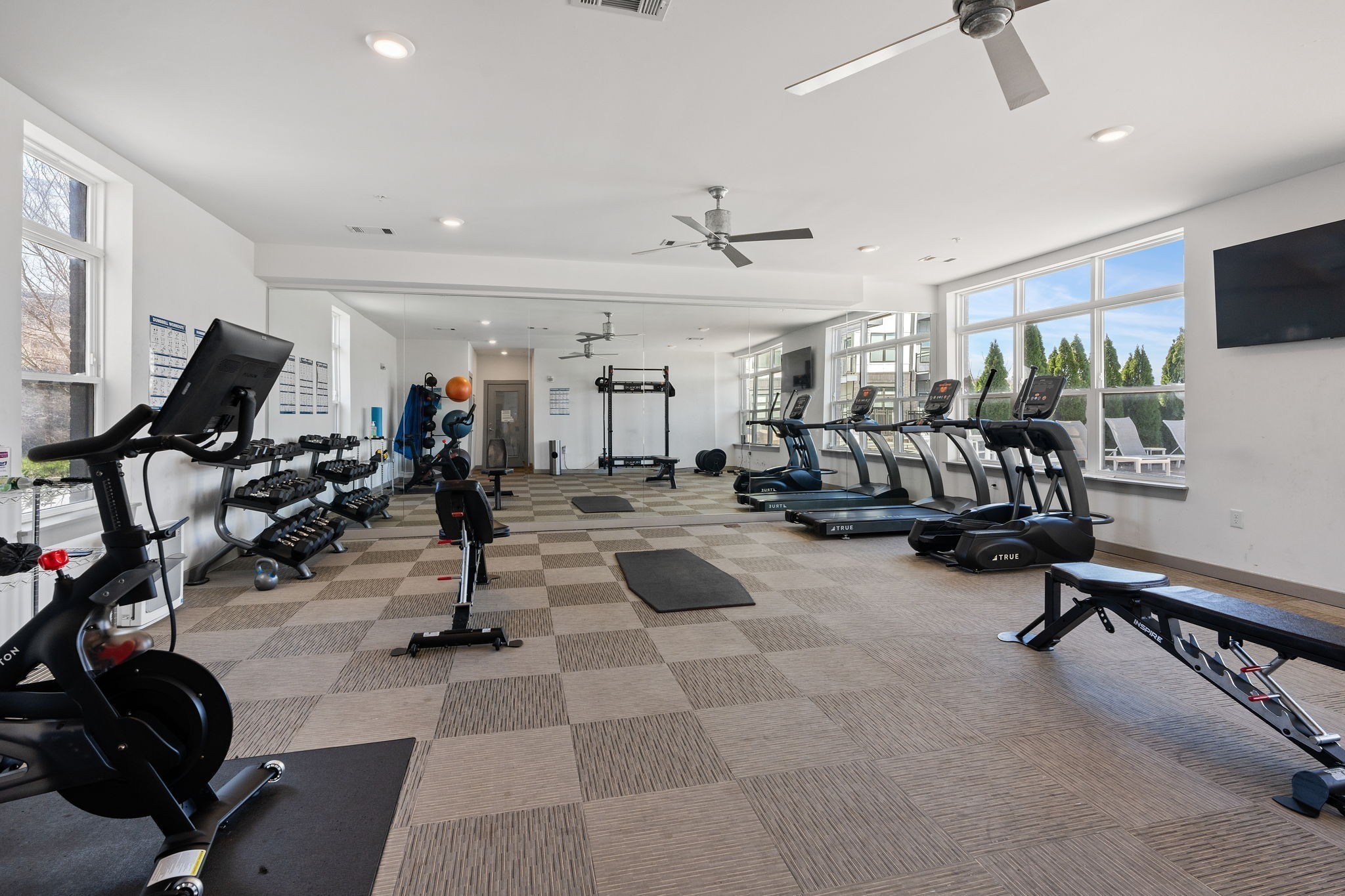 1638 54th Ave, N Unit: 300