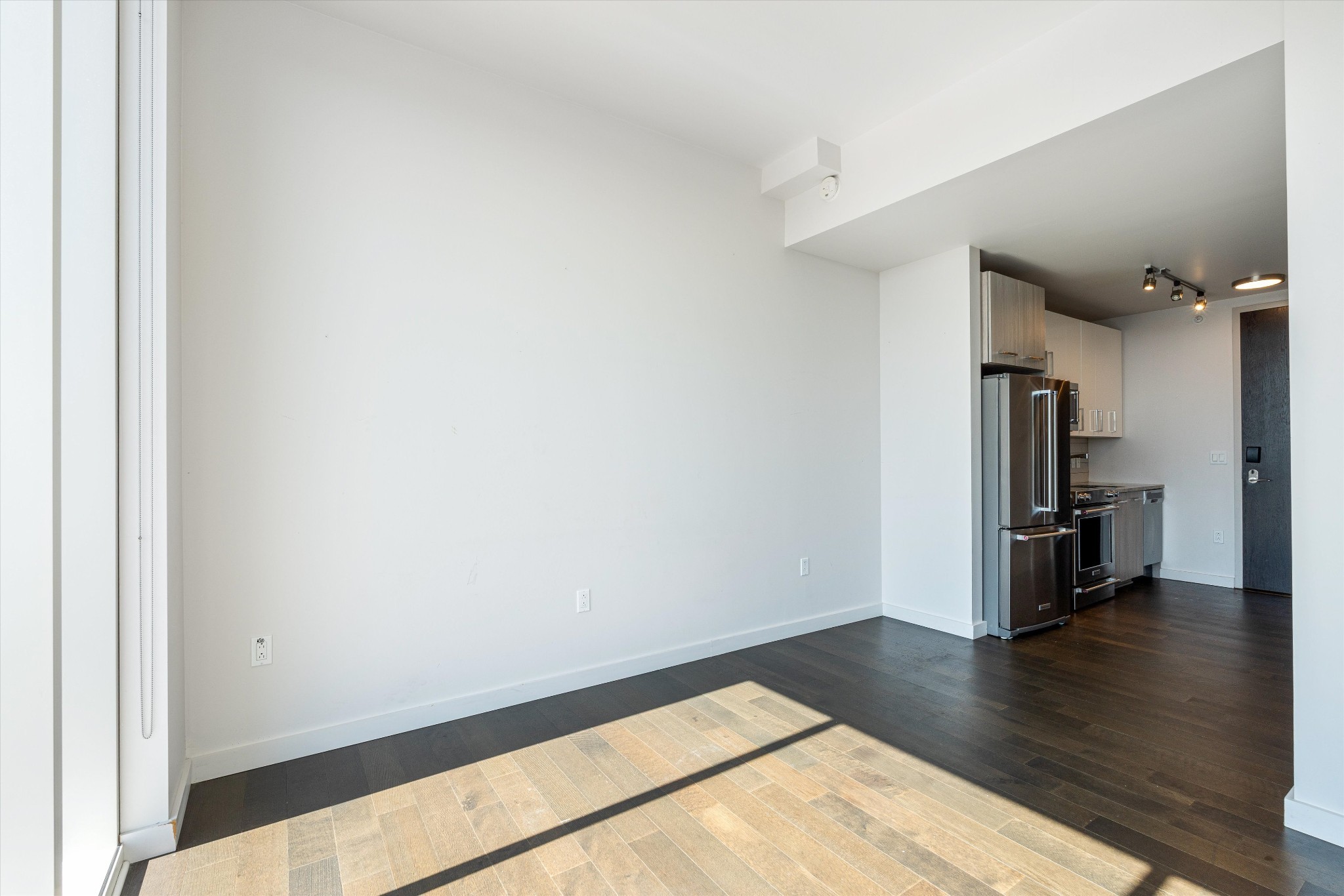 515 Church St Unit: 3711