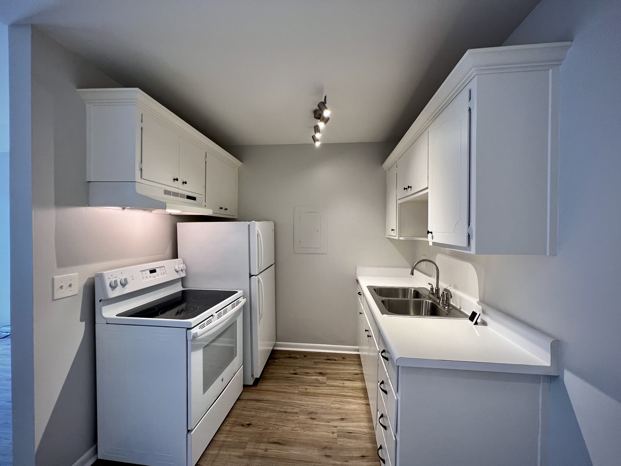 2601 Hillsboro Pike Unit: B8