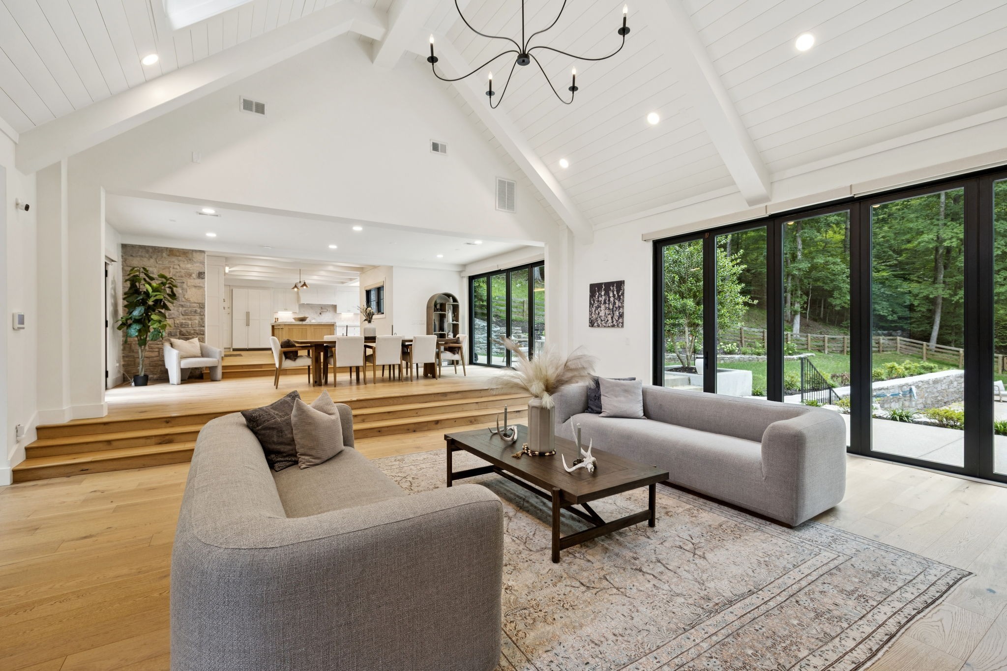 5222 Still House Hollow Rd