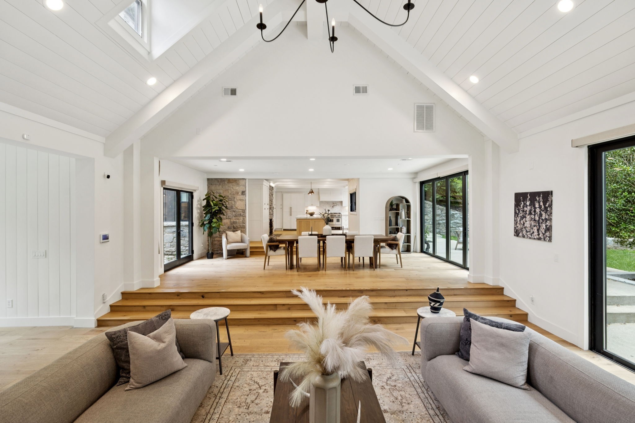 5222 Still House Hollow Rd