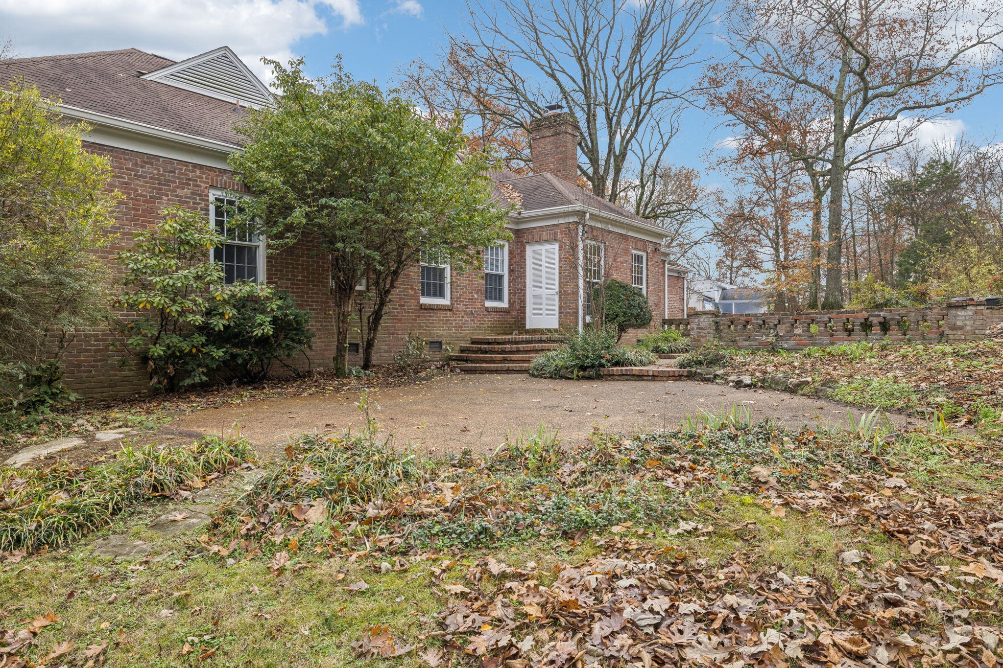 6012 Hickory Valley Rd