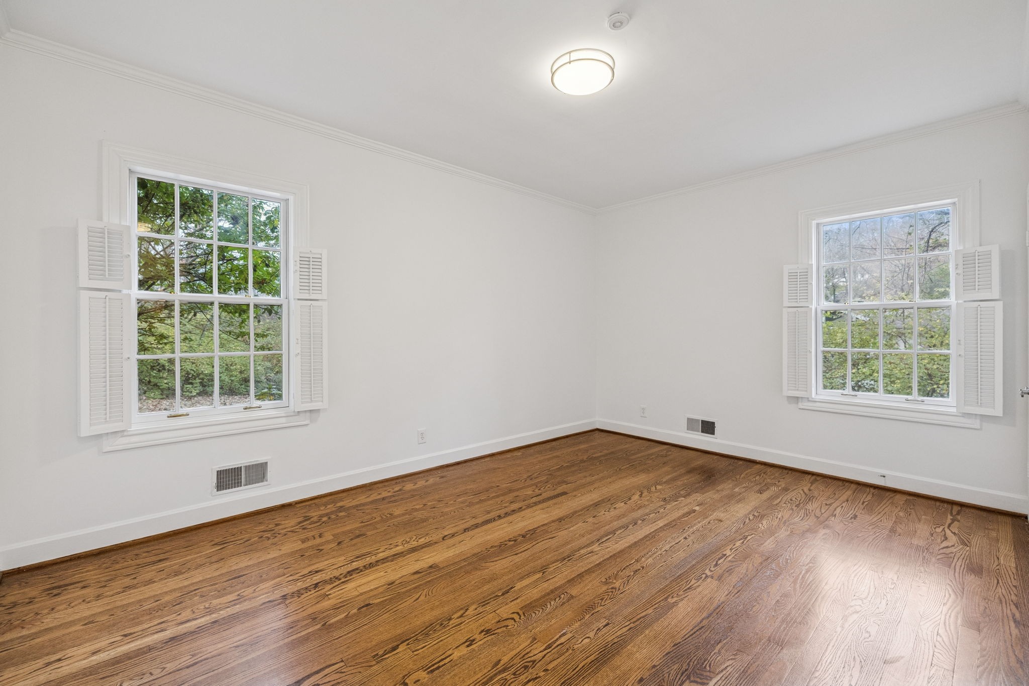 6012 Hickory Valley Rd