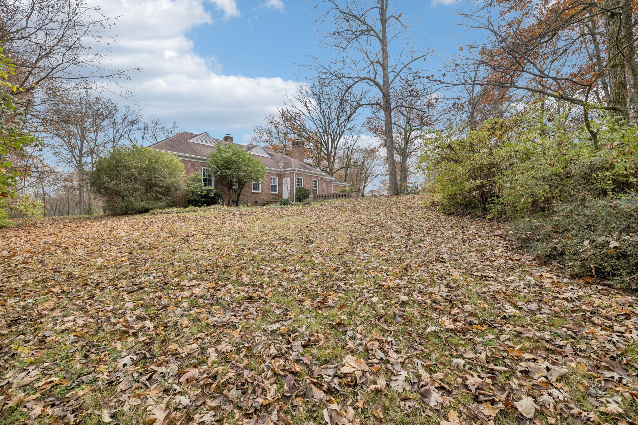 6012 Hickory Valley Rd
