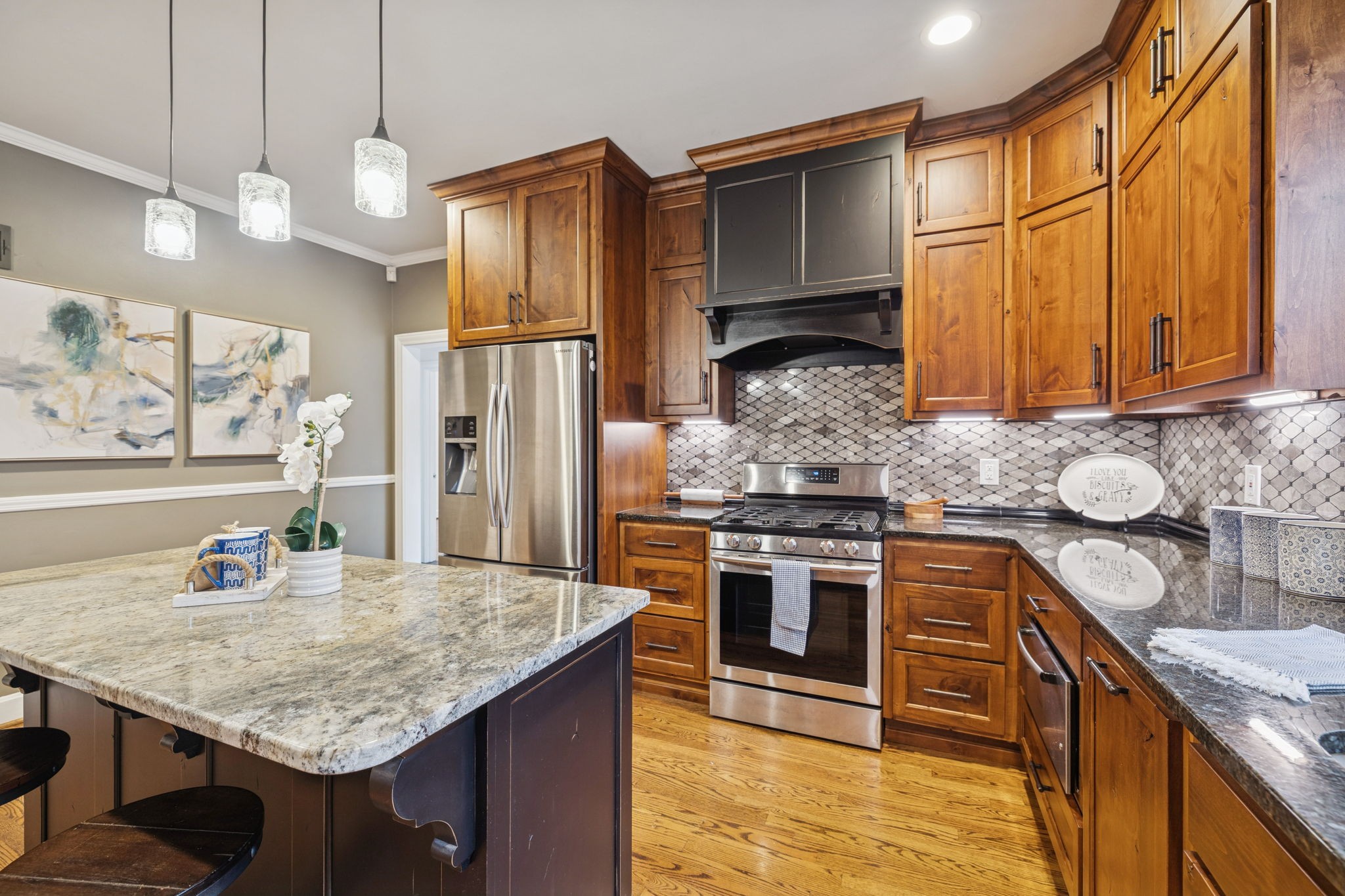 6012 Hickory Valley Rd