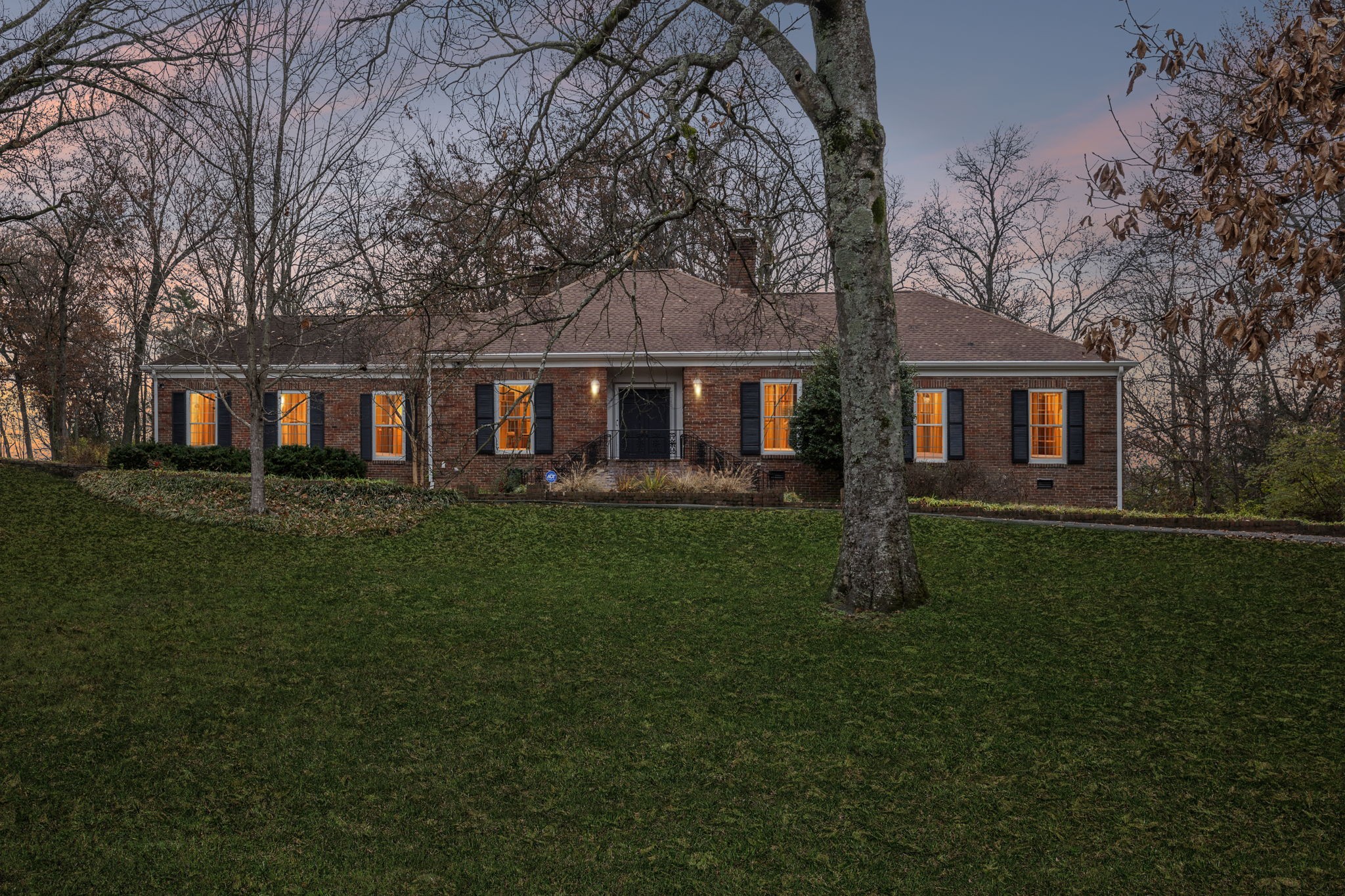 6012 Hickory Valley Rd