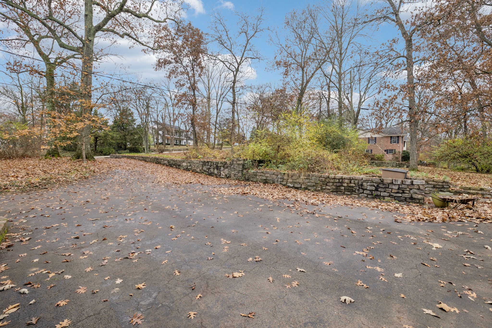 6012 Hickory Valley Rd