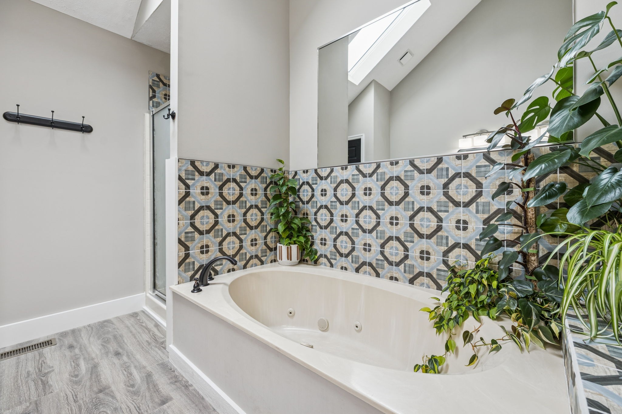 225 Burgandy Hill Rd