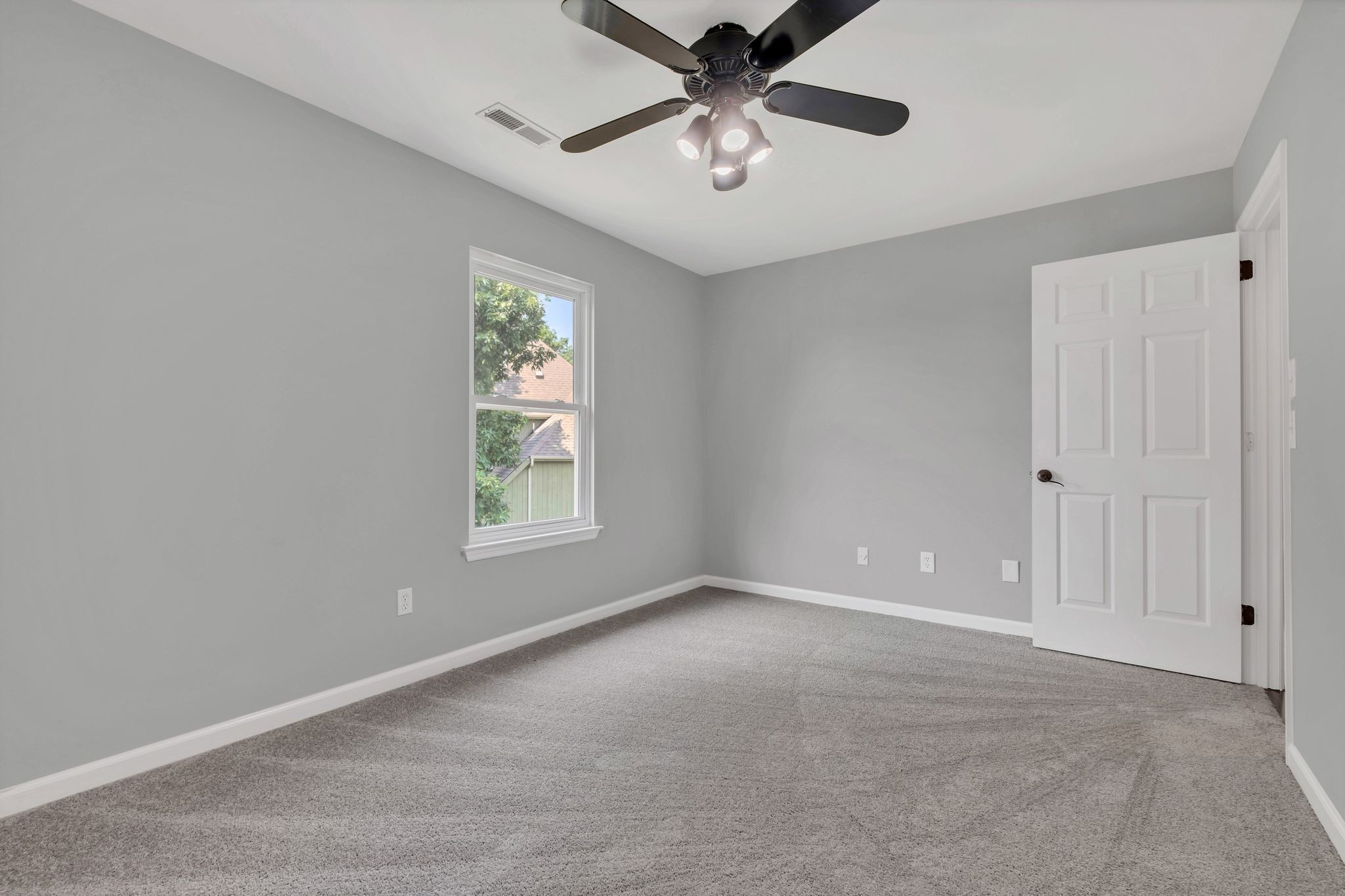 1500 Trailwood Ct
