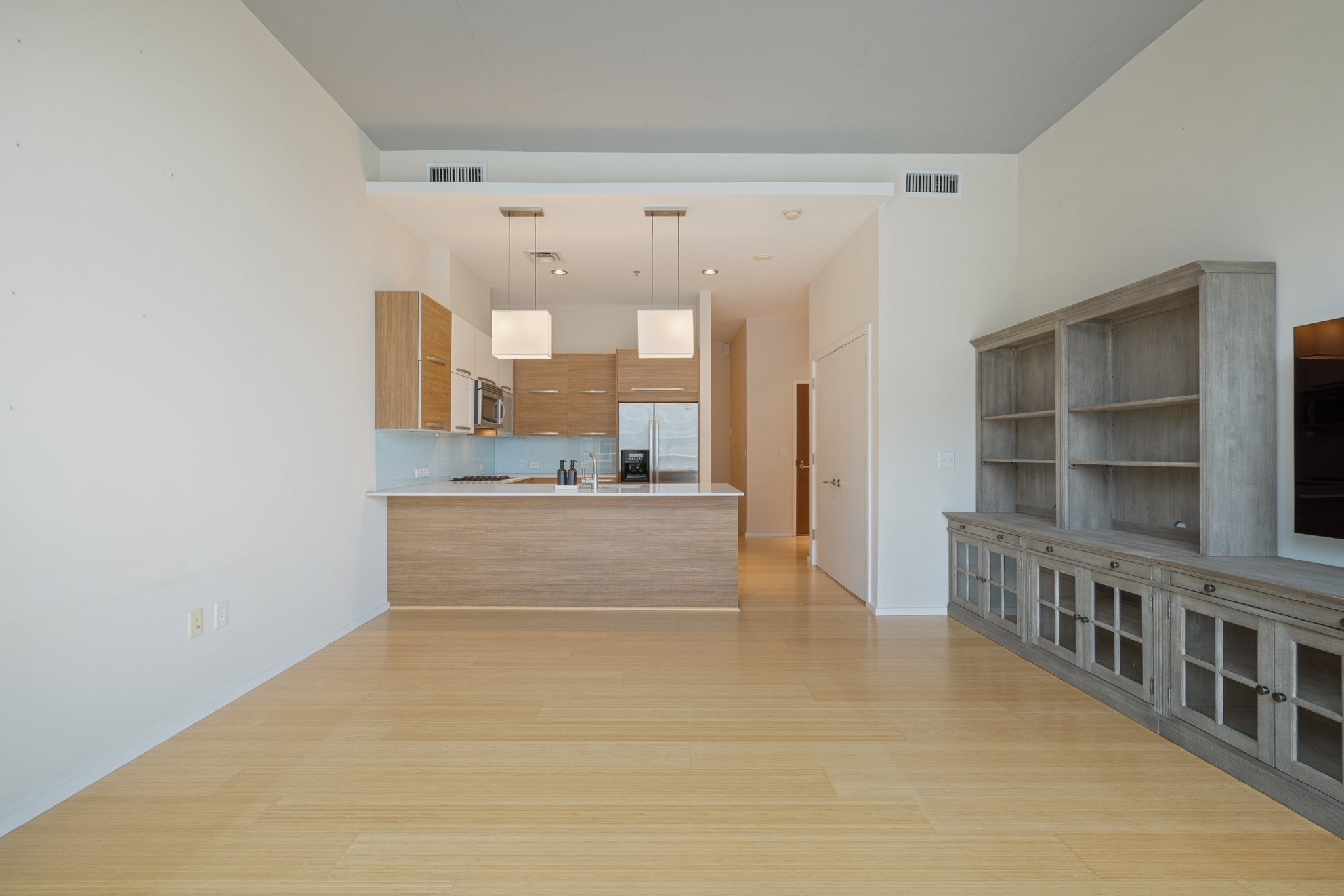 700 12th Ave, S Unit: 1002